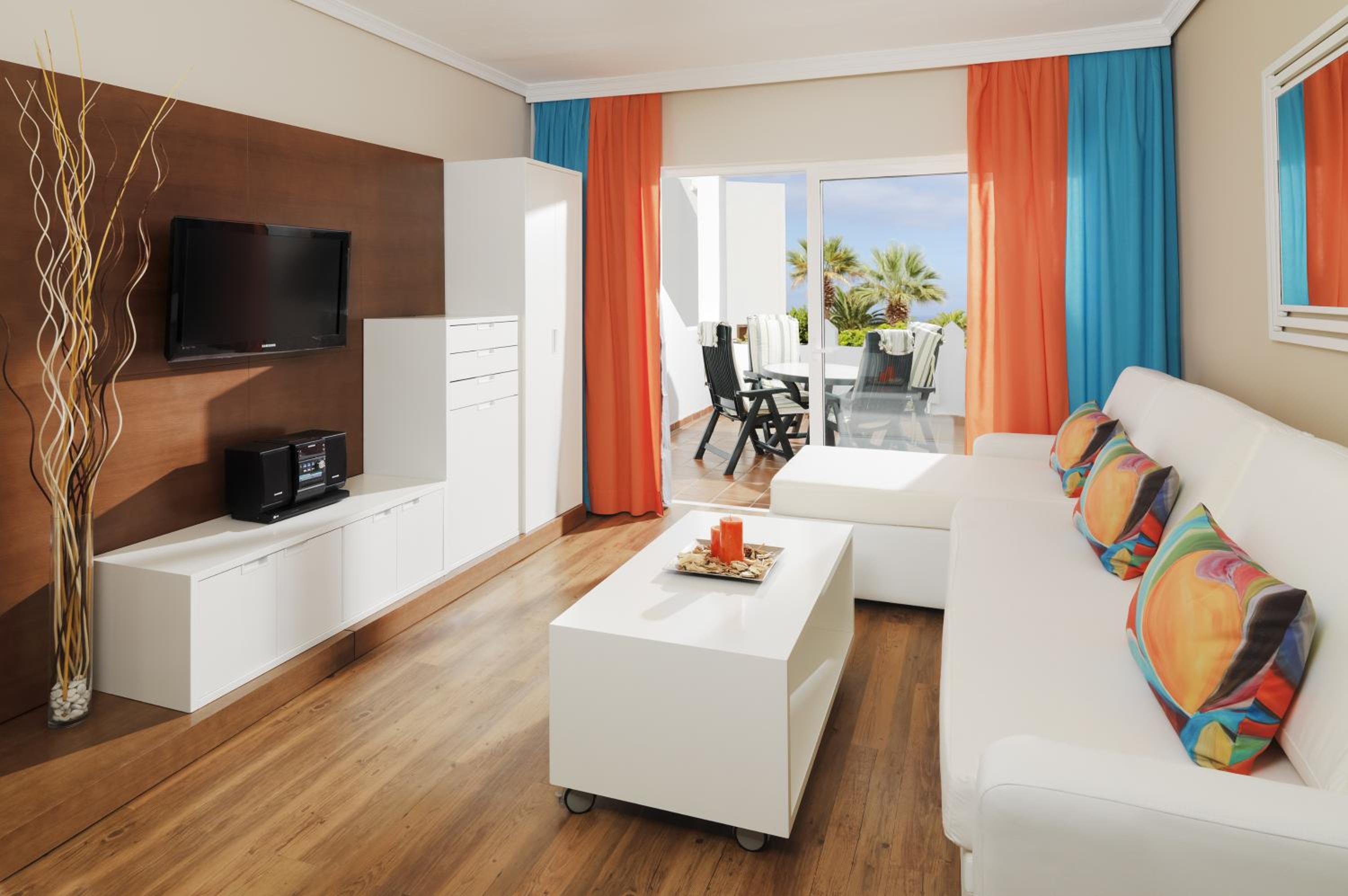 Estudio con terraza