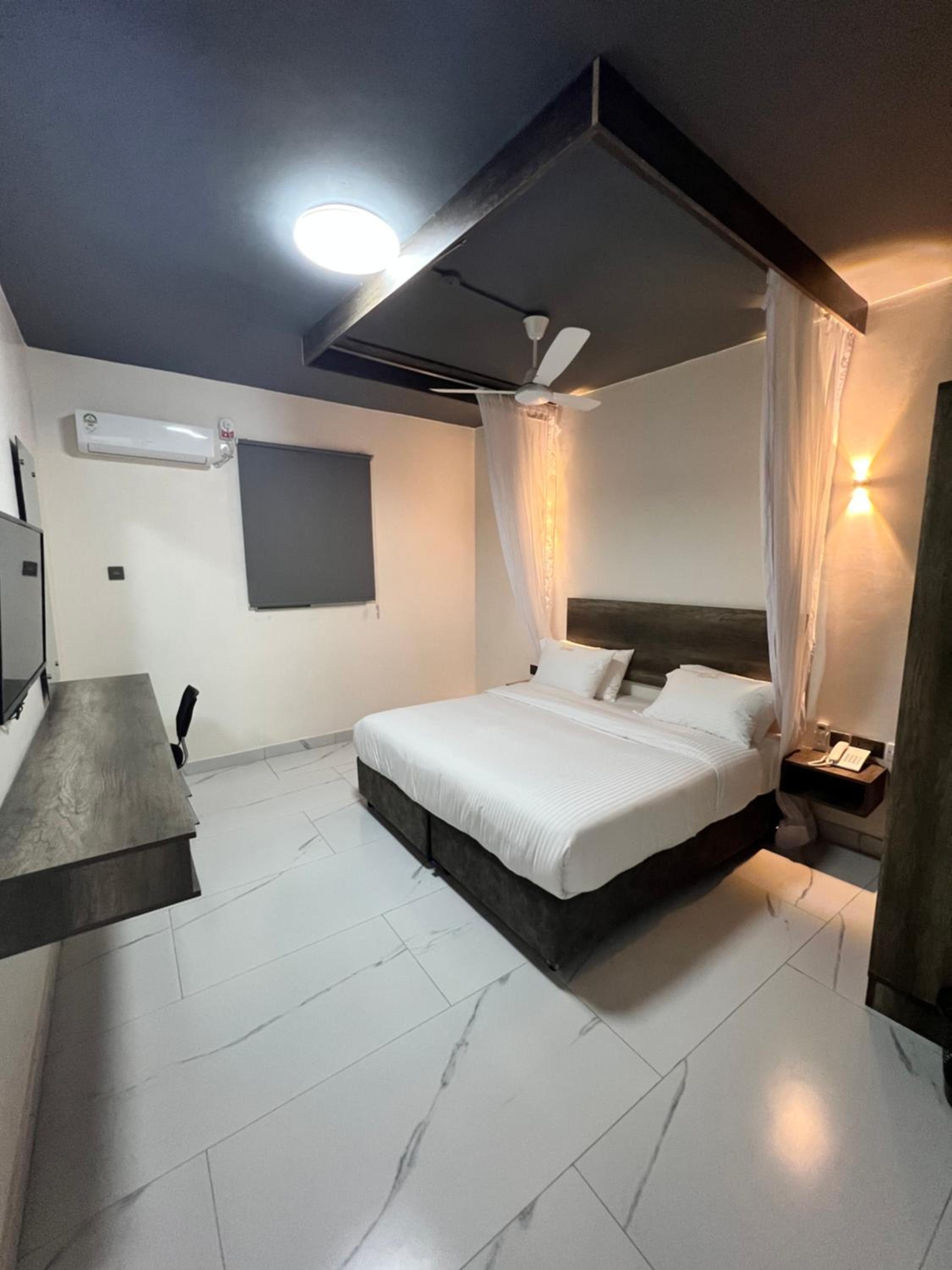 Superior Double Room - Photo 2