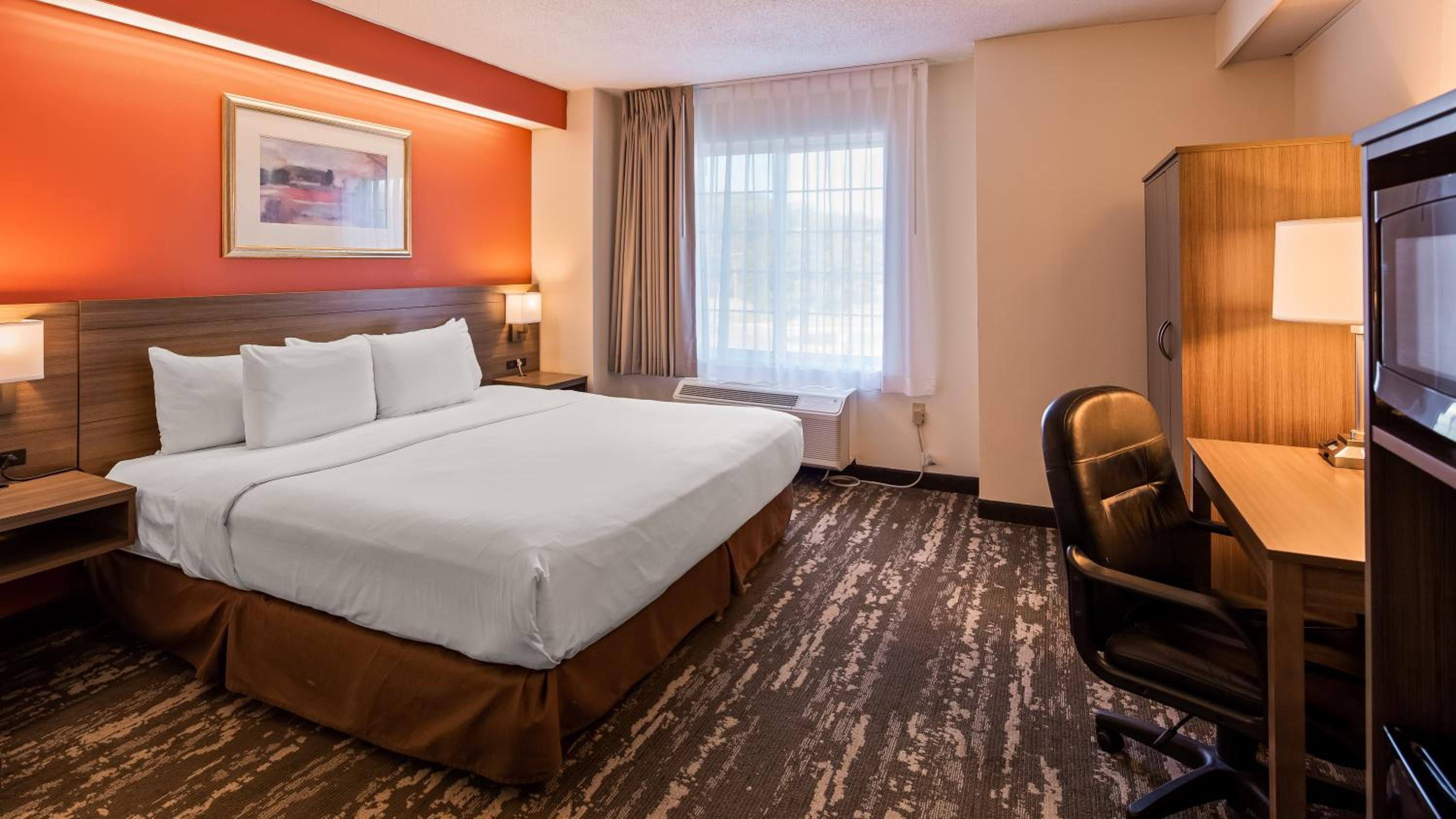 King Room with Street View - Photo 4
