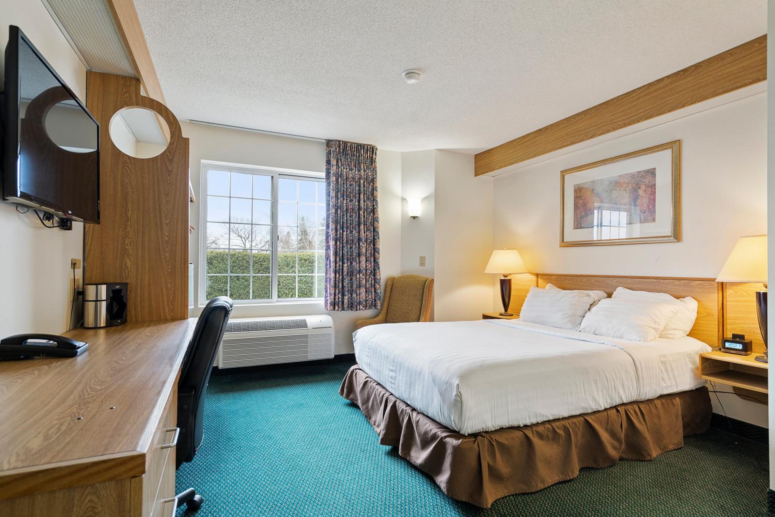 King Room with Street View - Photo 5