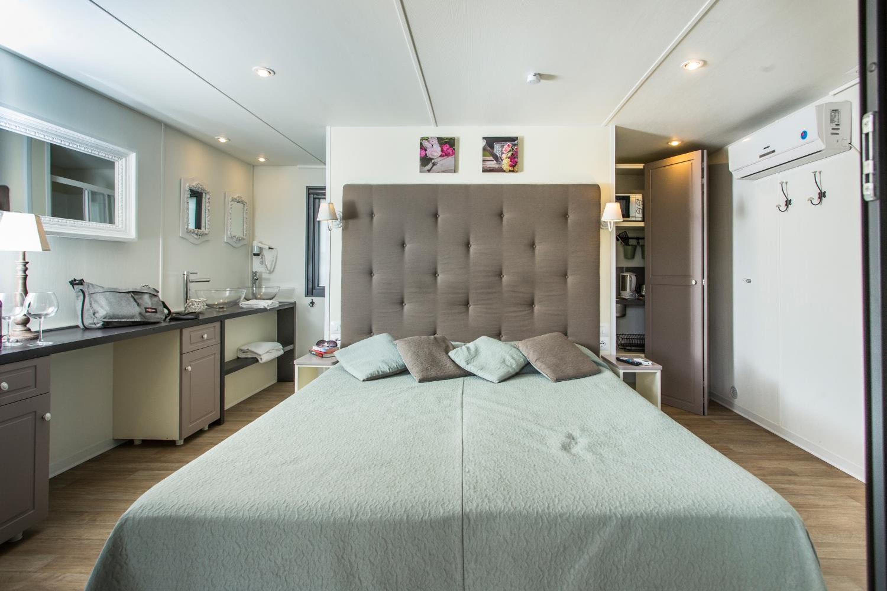 Standard One-Bedroom Cottage