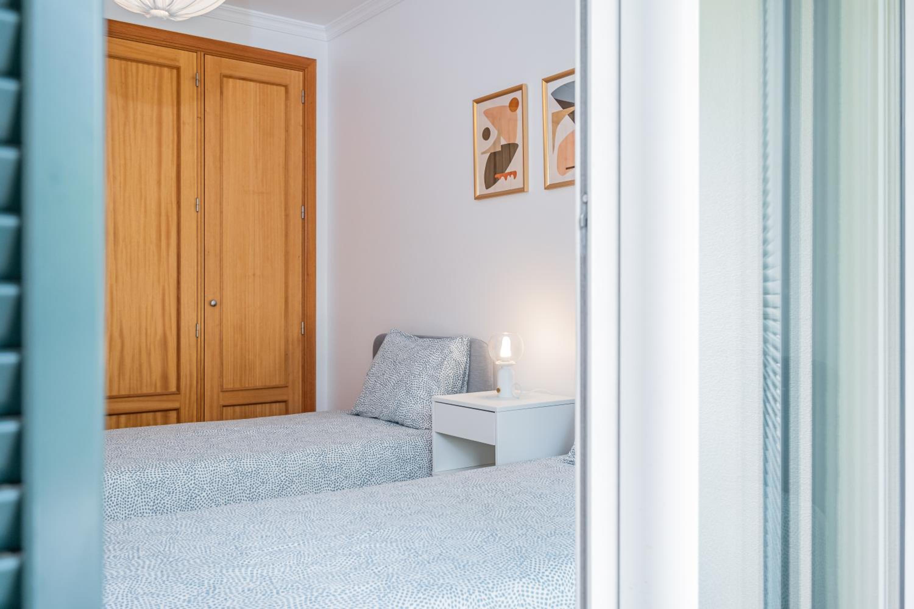 Apartment - Photo 12