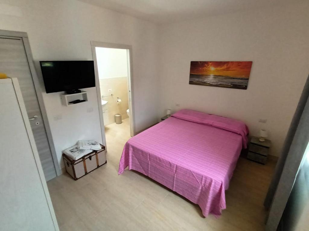 Double Room with Private Bathroom photo 2
