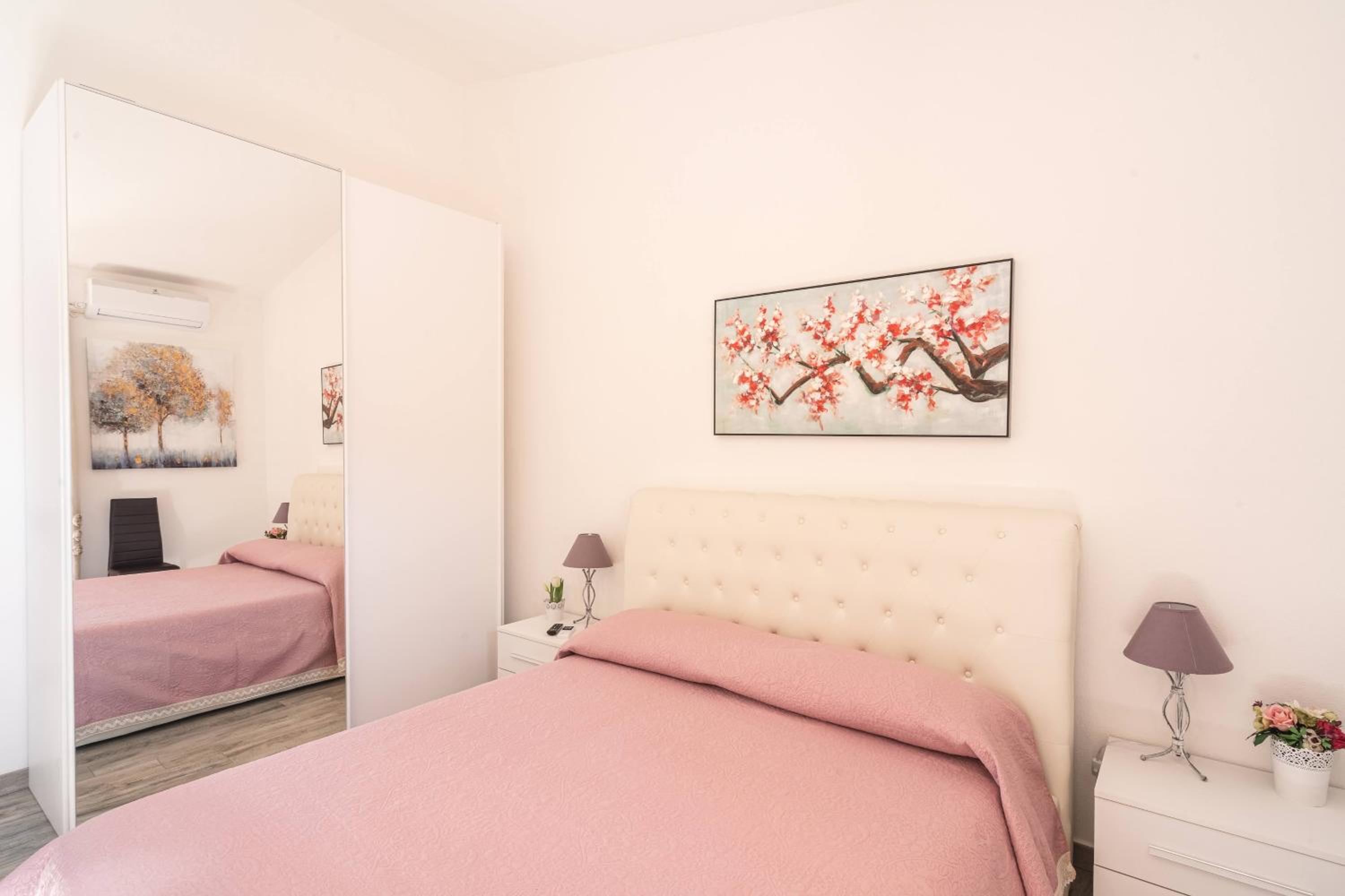 Deluxe Junior Suite - Photo 9