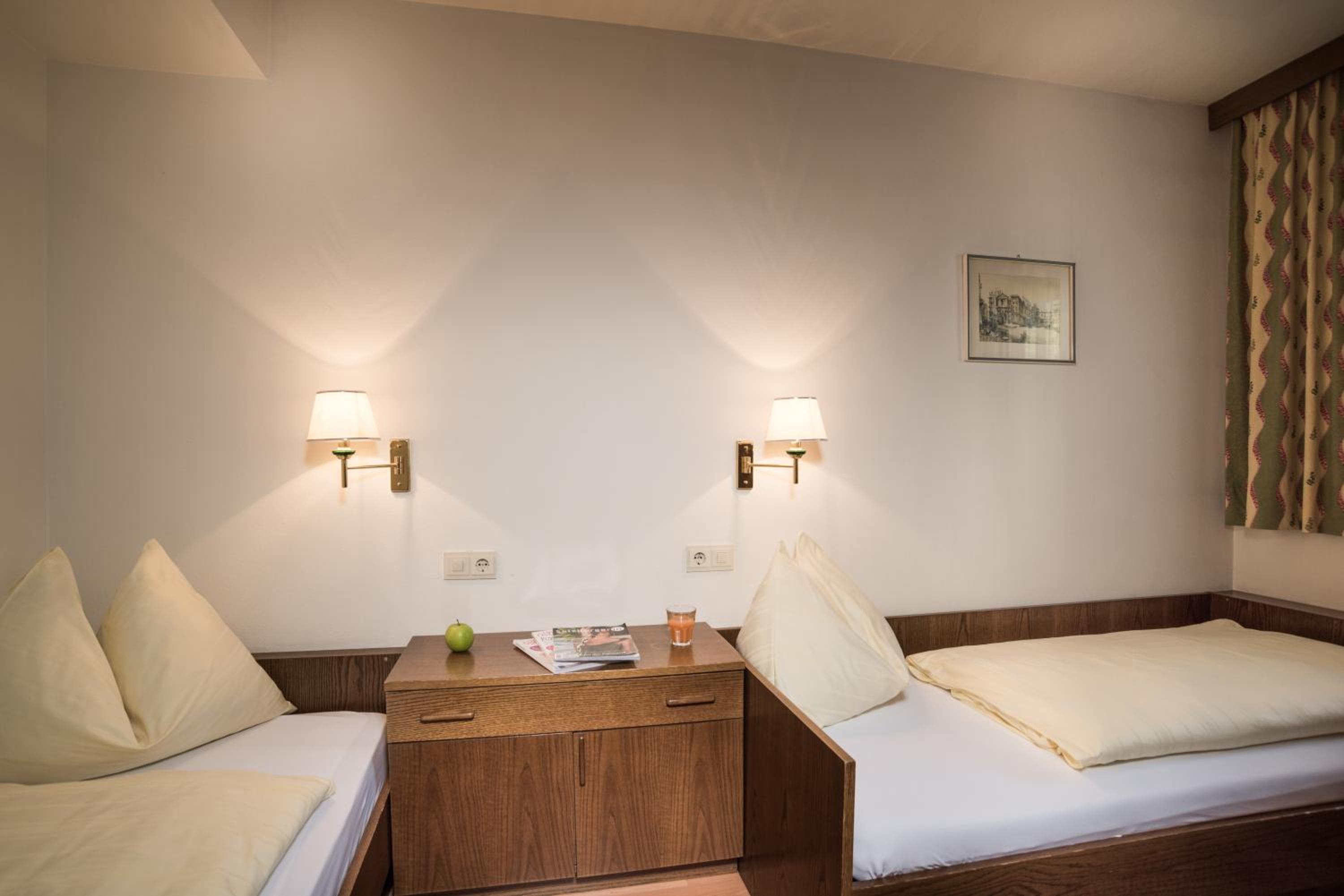 Large Two-Bedroom Apartment - free access to Alpentherme photo 1