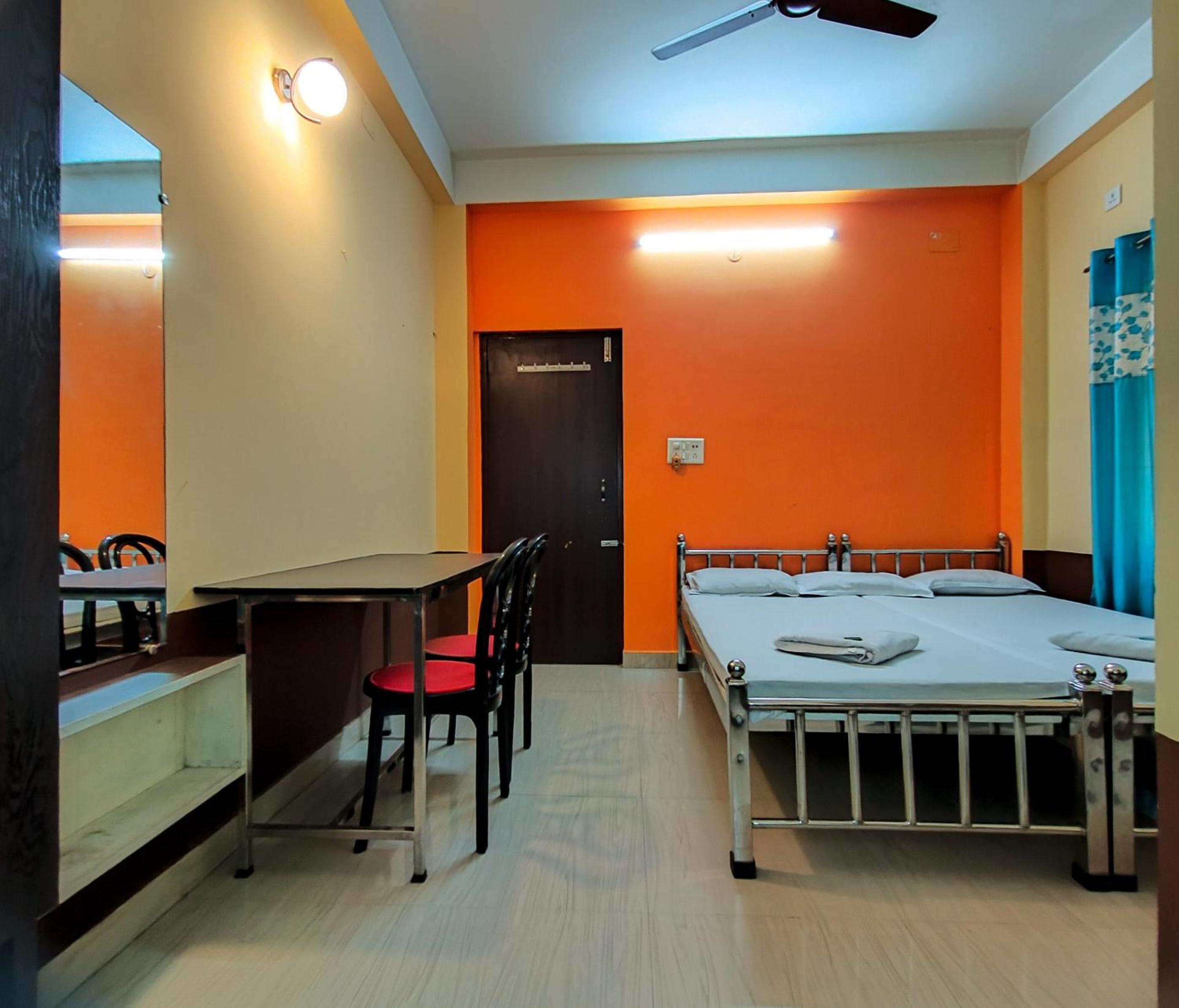 Budget Single Room - Photo 1
