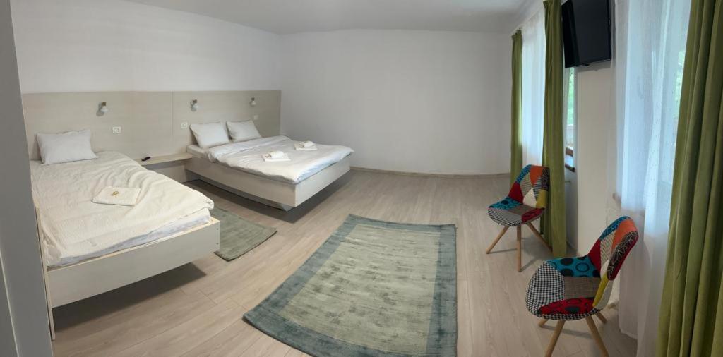 Deluxe Triple Room photo 2
