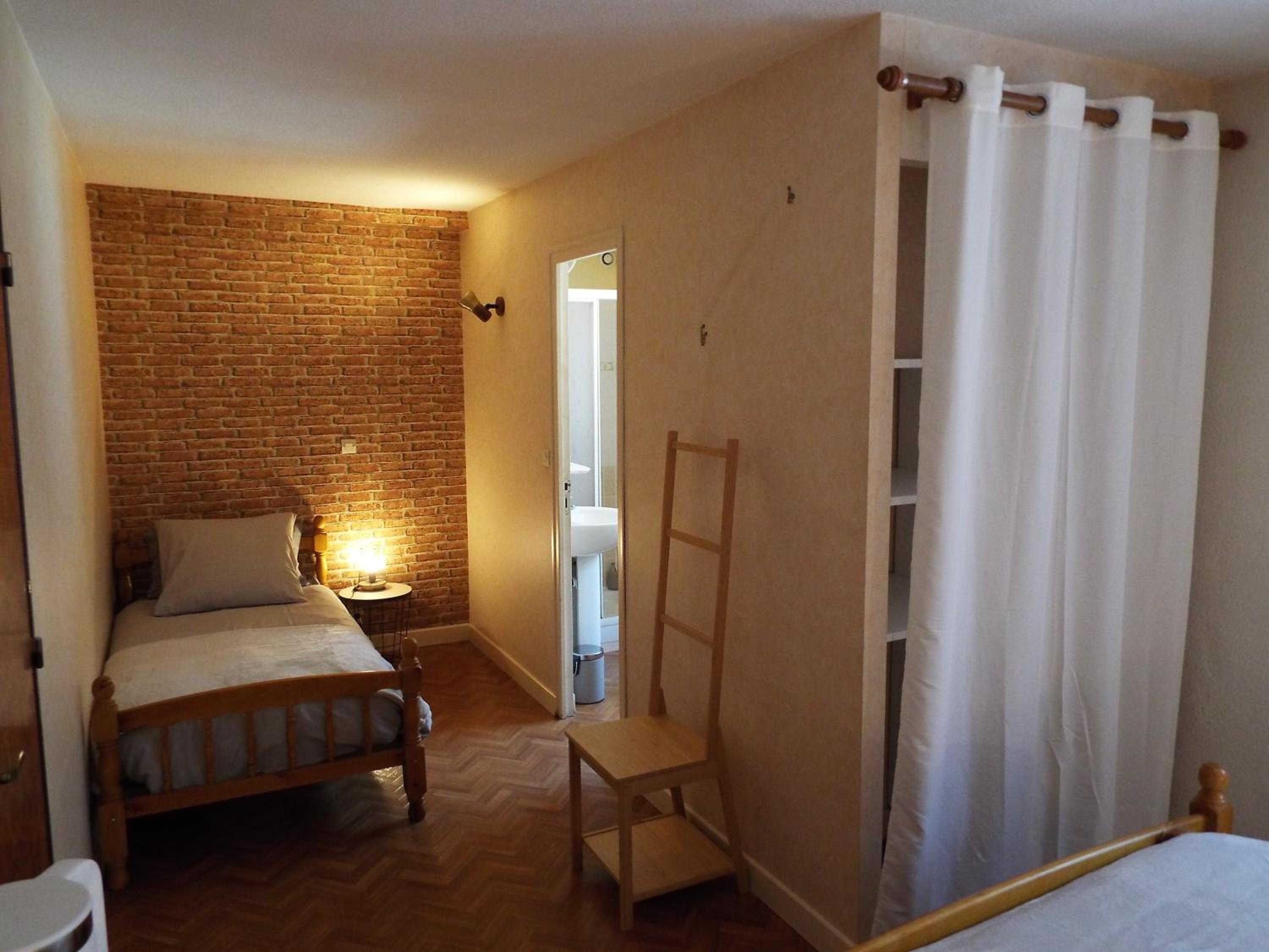 Triple Room - Photo 3