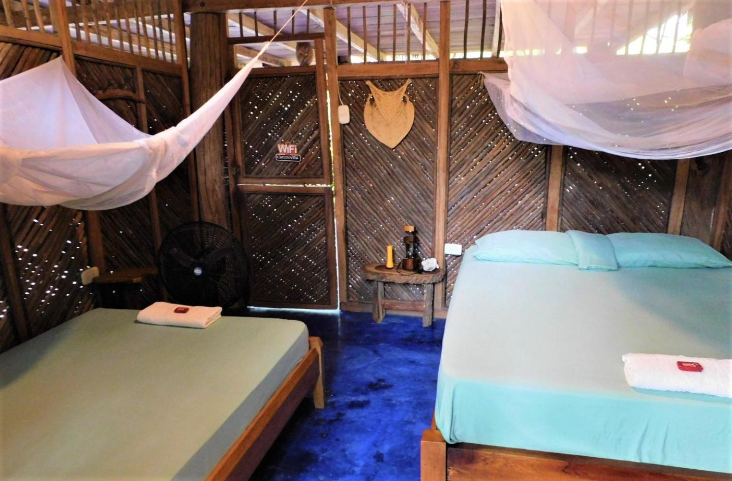 Triple Room with Private Bathroom photo 3