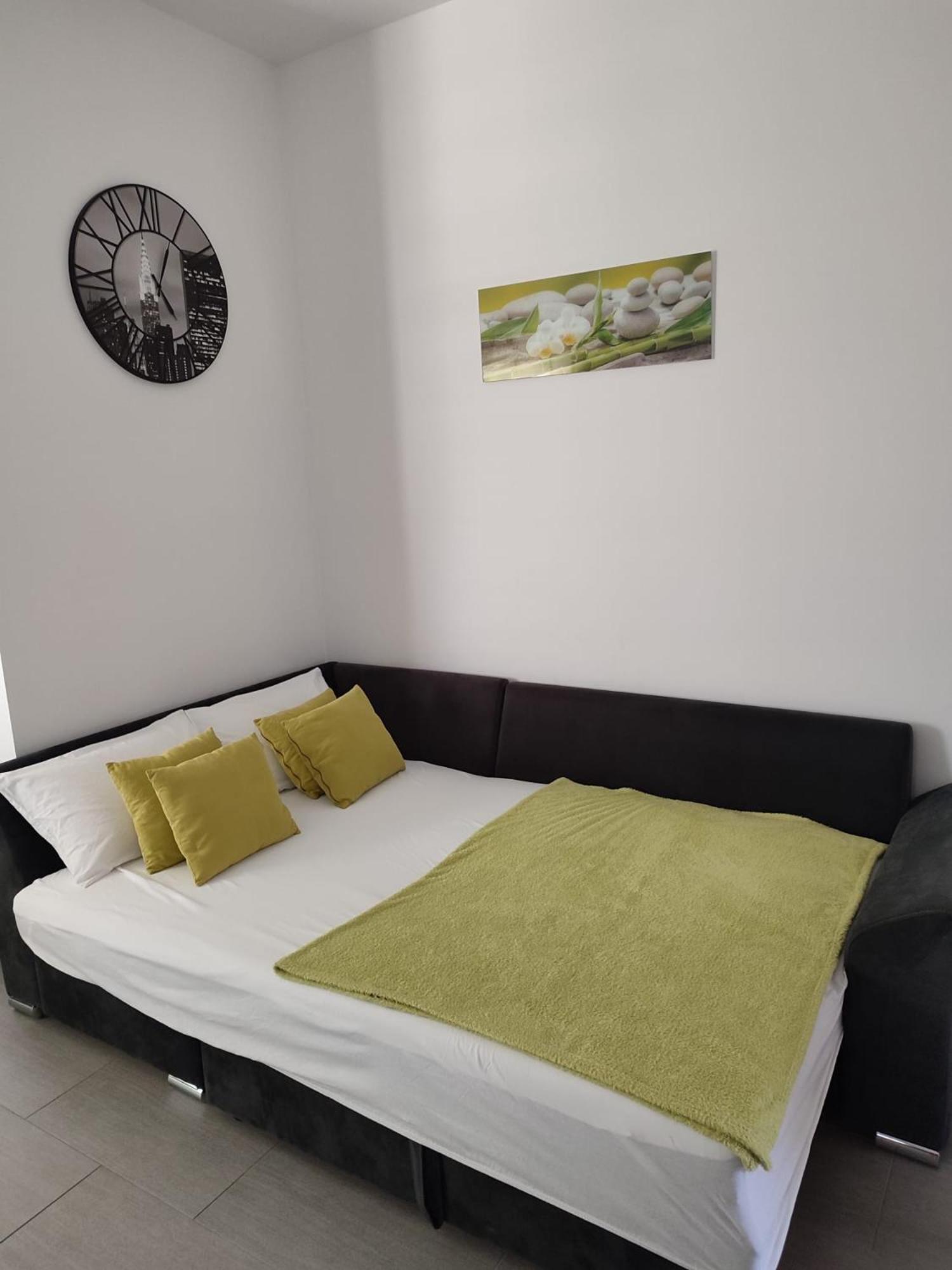 Apartment with Sea View - Photo 4
