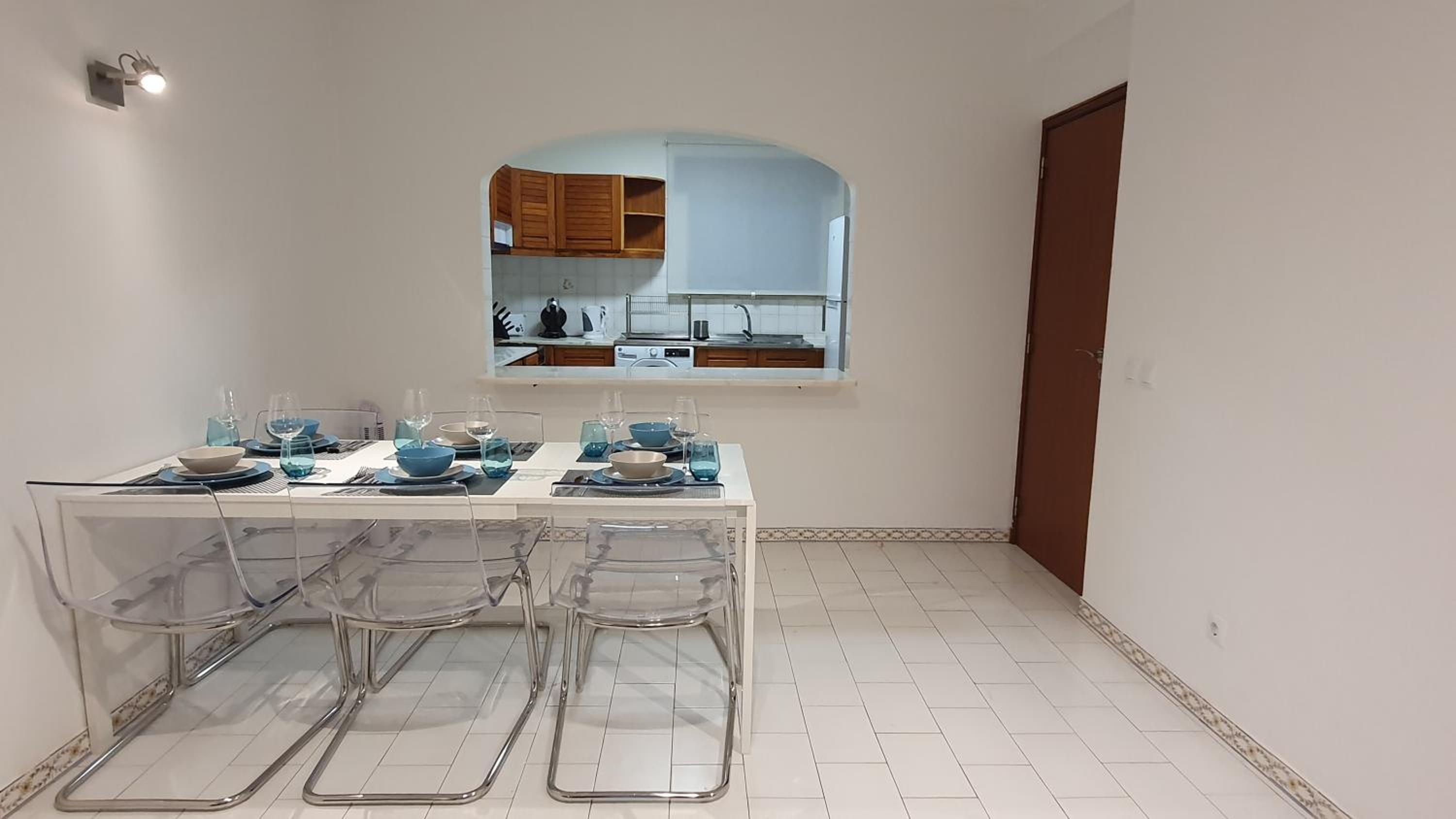 Two-Bedroom Apartment - Photo 24