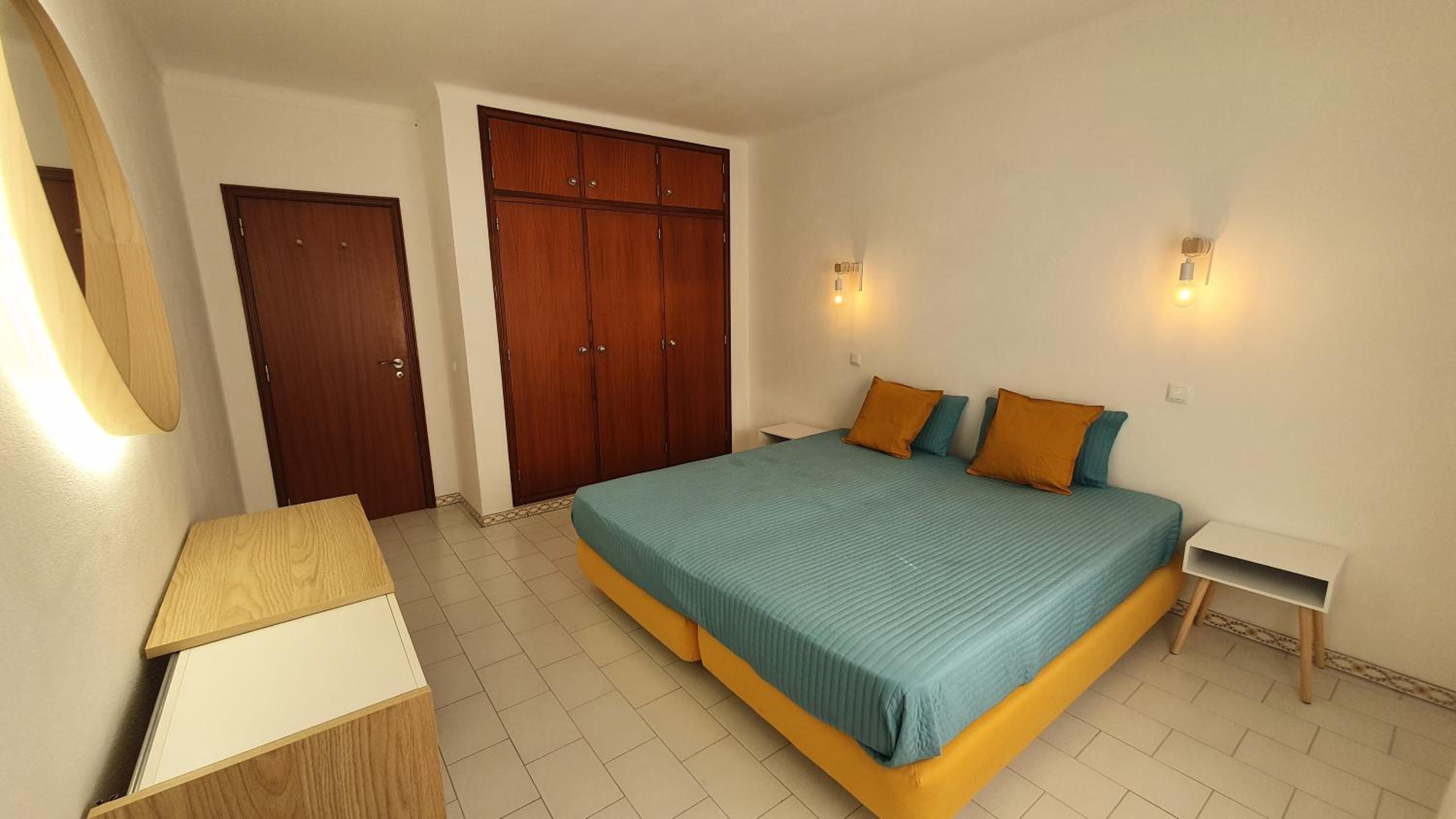Two-Bedroom Apartment - Photo 25