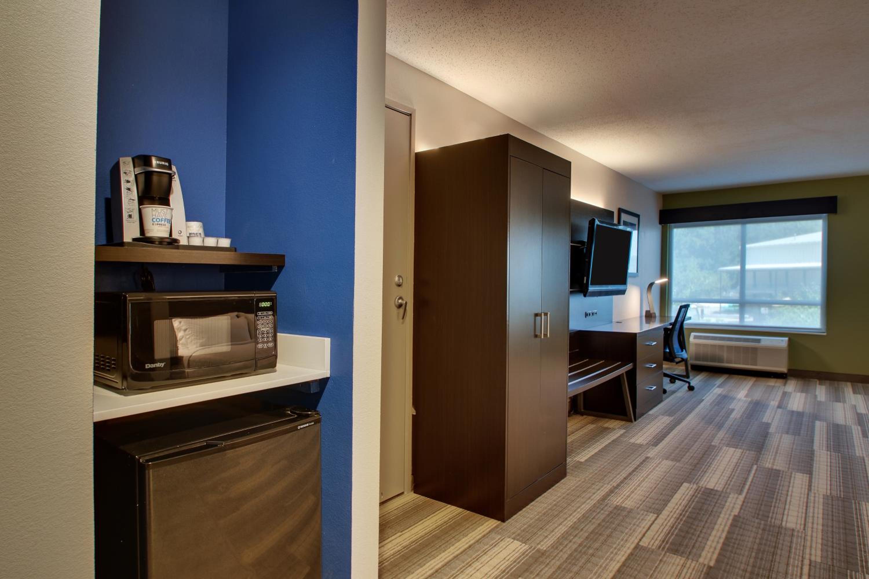Double Room - Disability Access - Photo 1