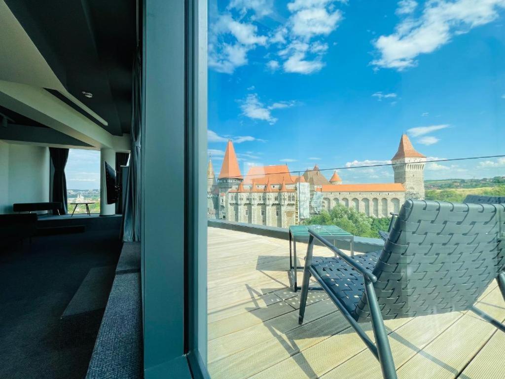 Apartment with Terrace - Photo 7