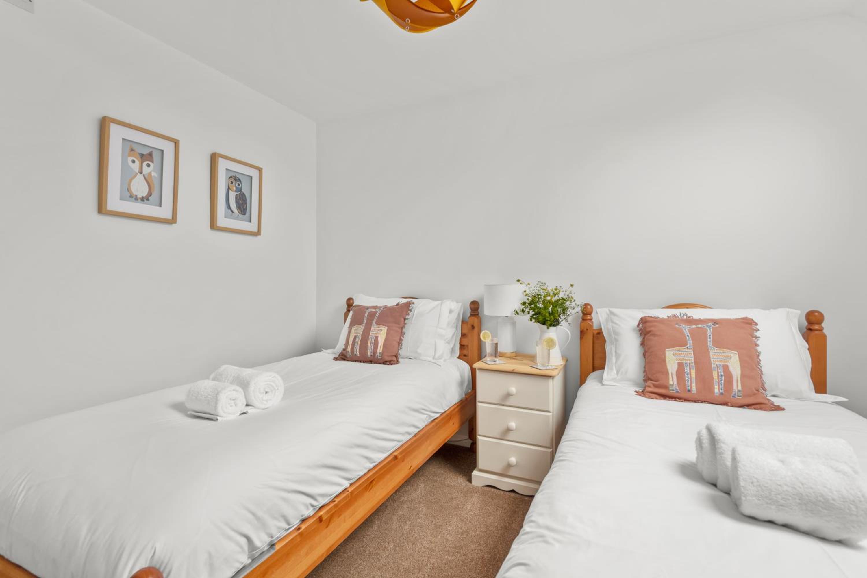 Two-Bedroom House photo 3