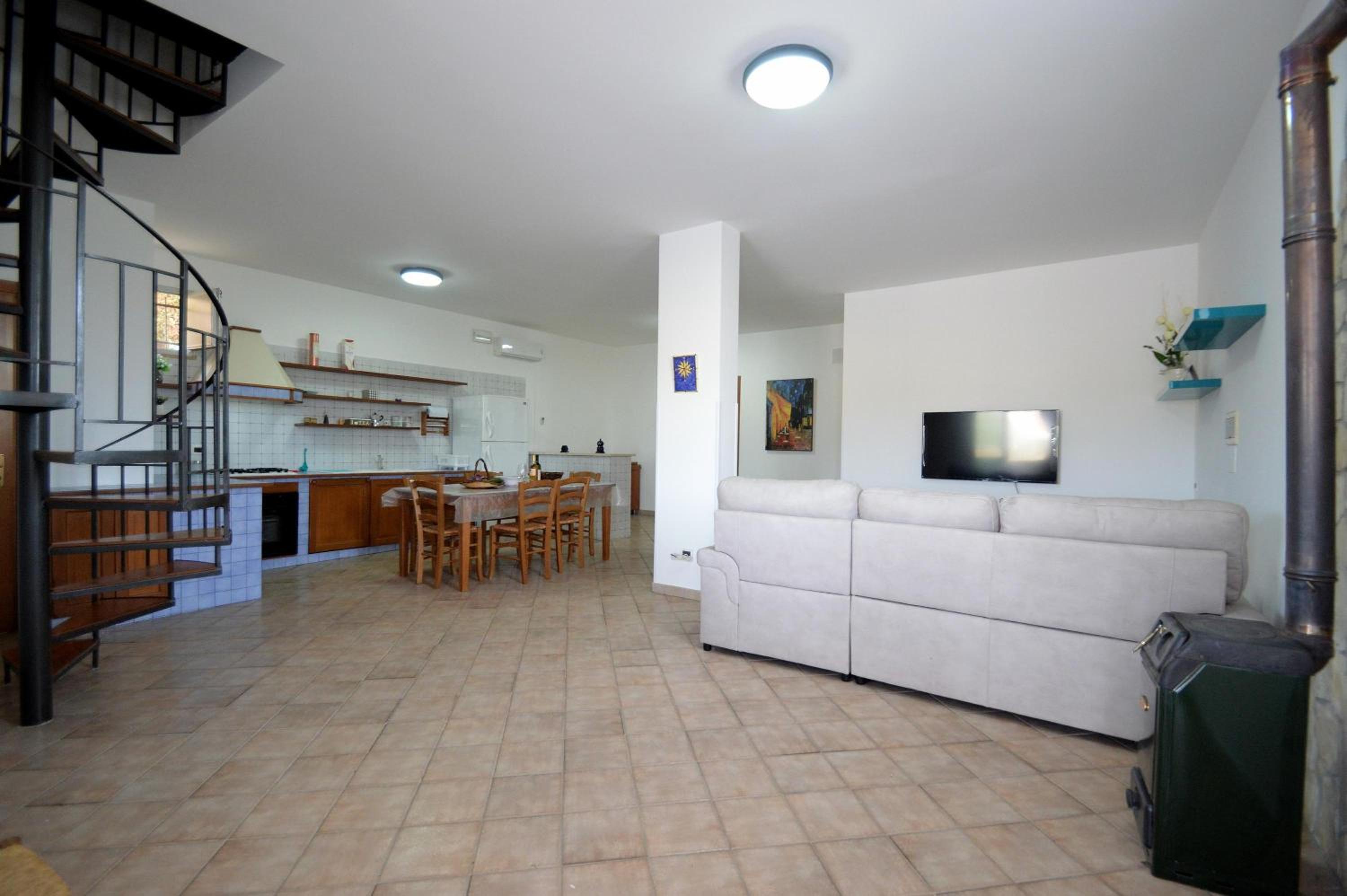 Villa photo 2