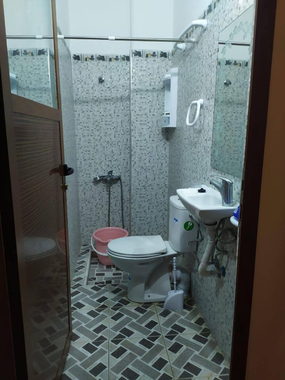 Three-Bedroom Apartment - Photo 10