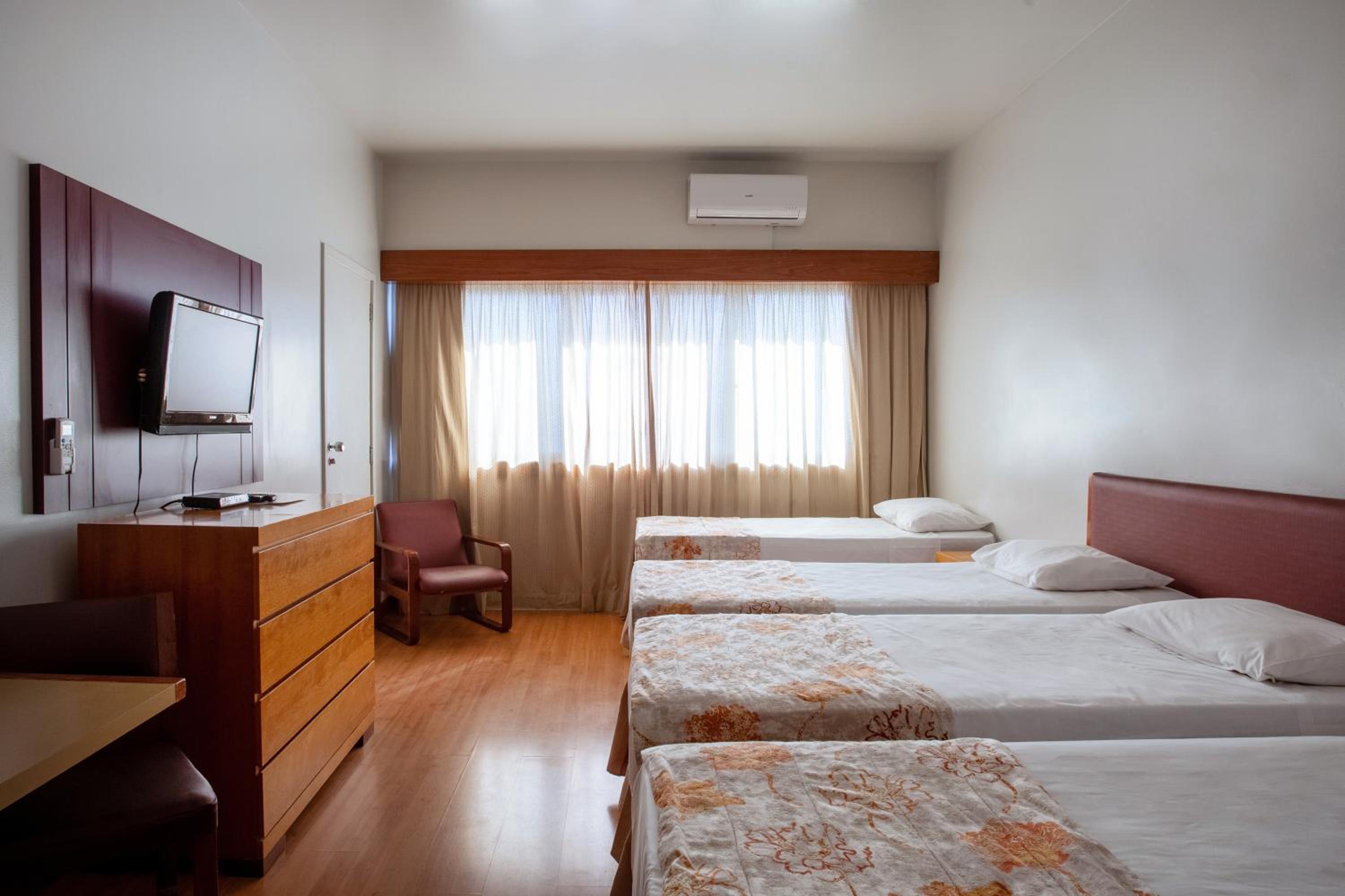 Superior Quadruple Room photo 3