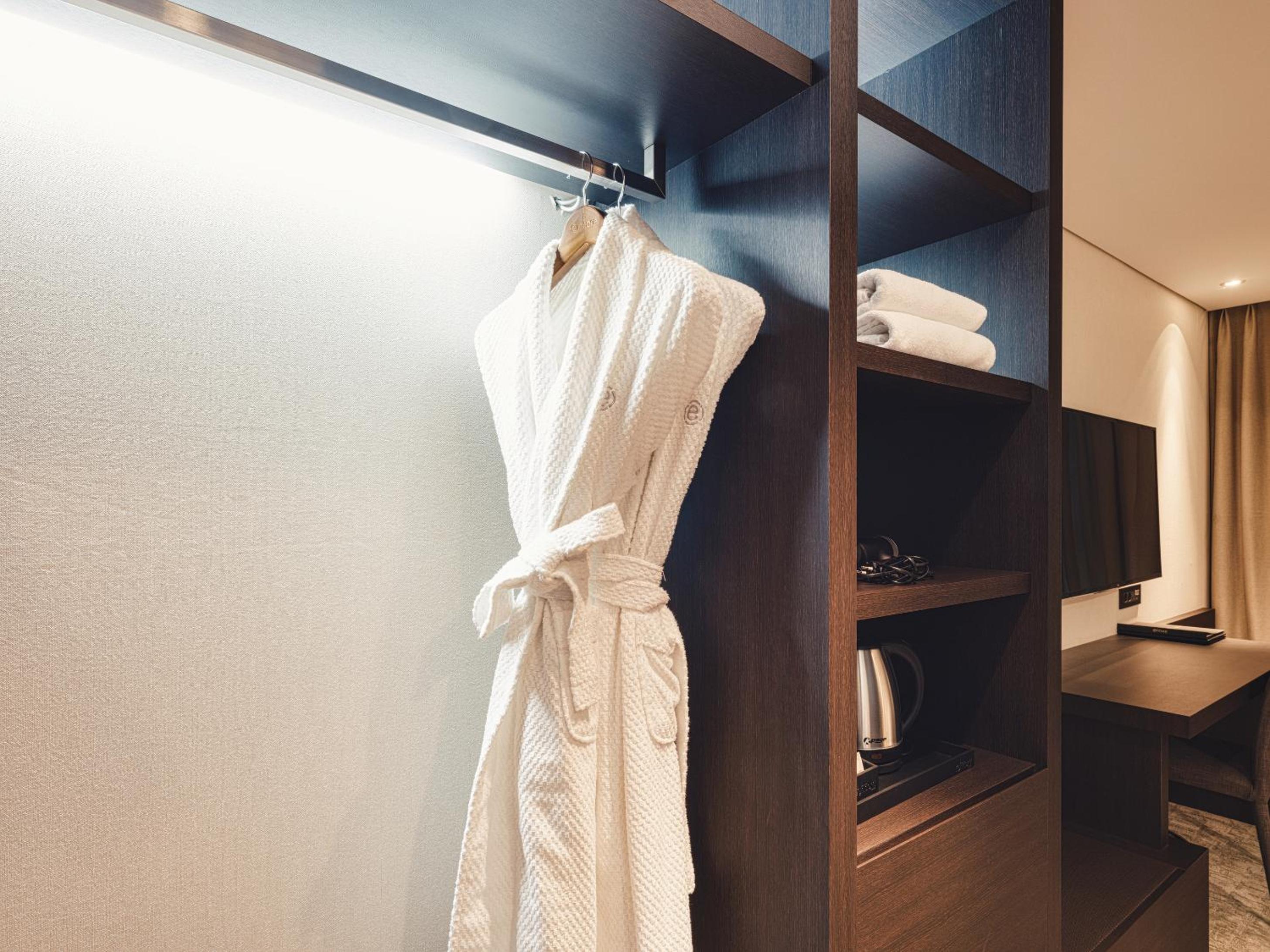 Double Room - Photo 5