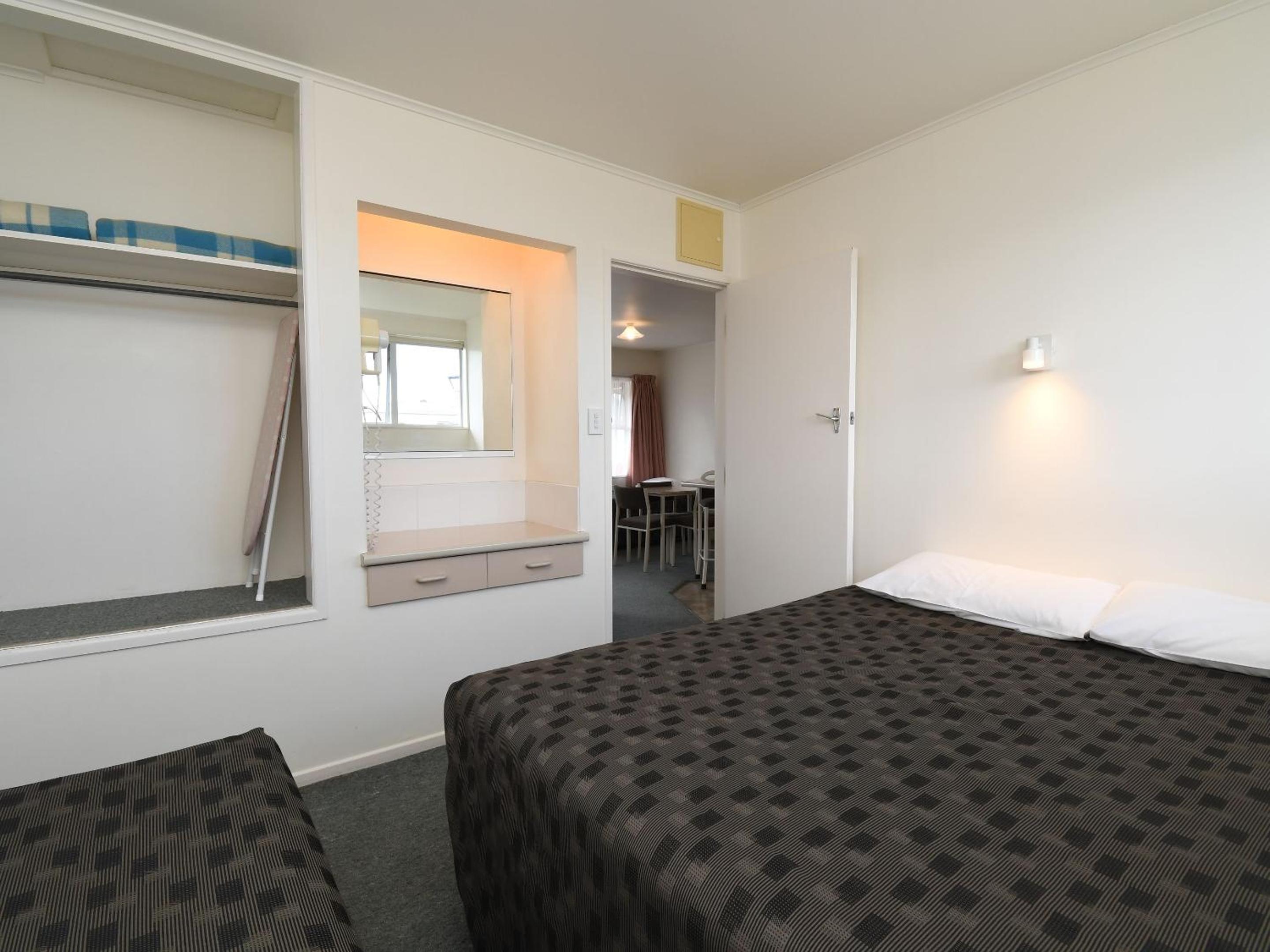 Family One Bedroom Apartment photo 2