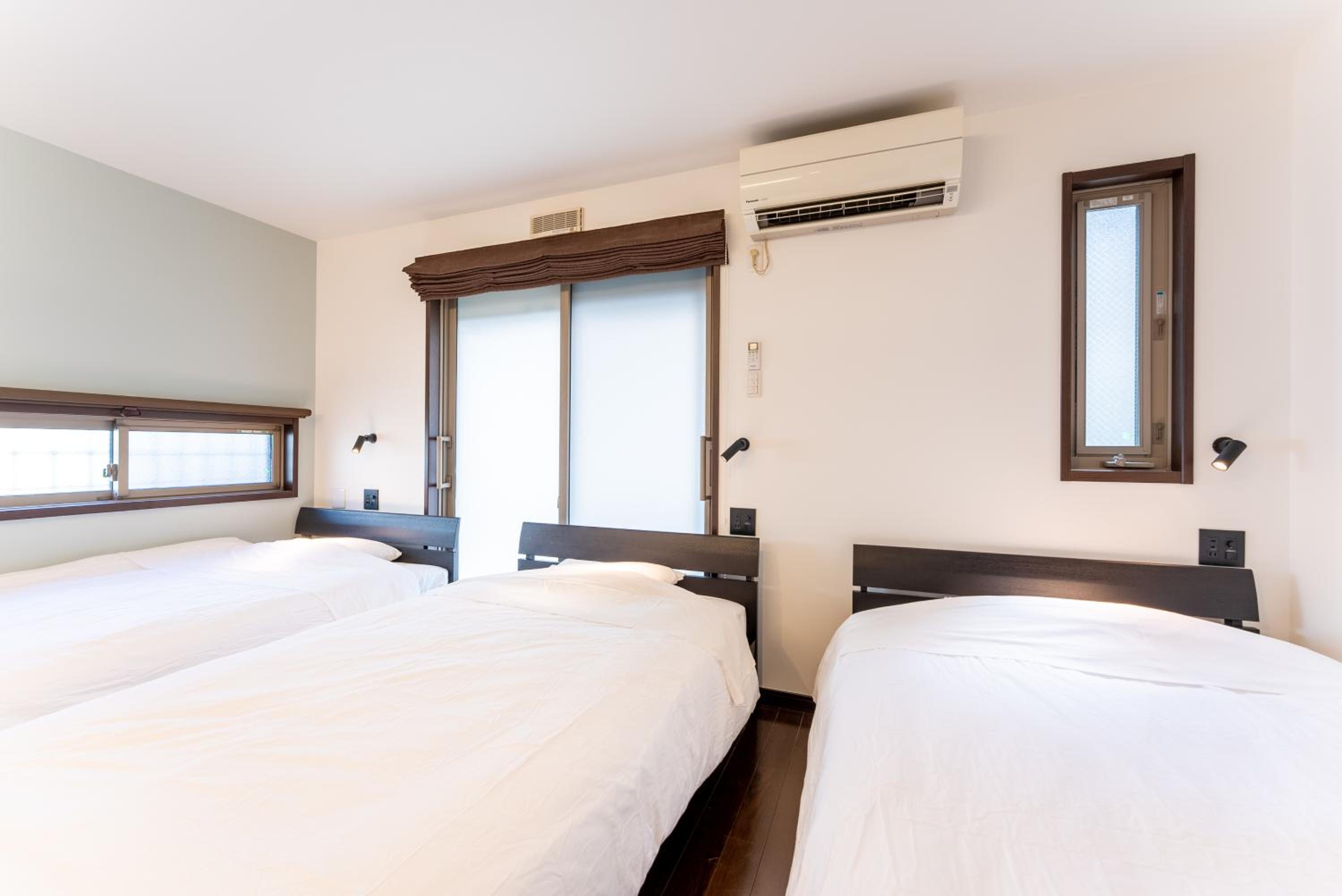 Three-Bedroom Villa - Photo 21