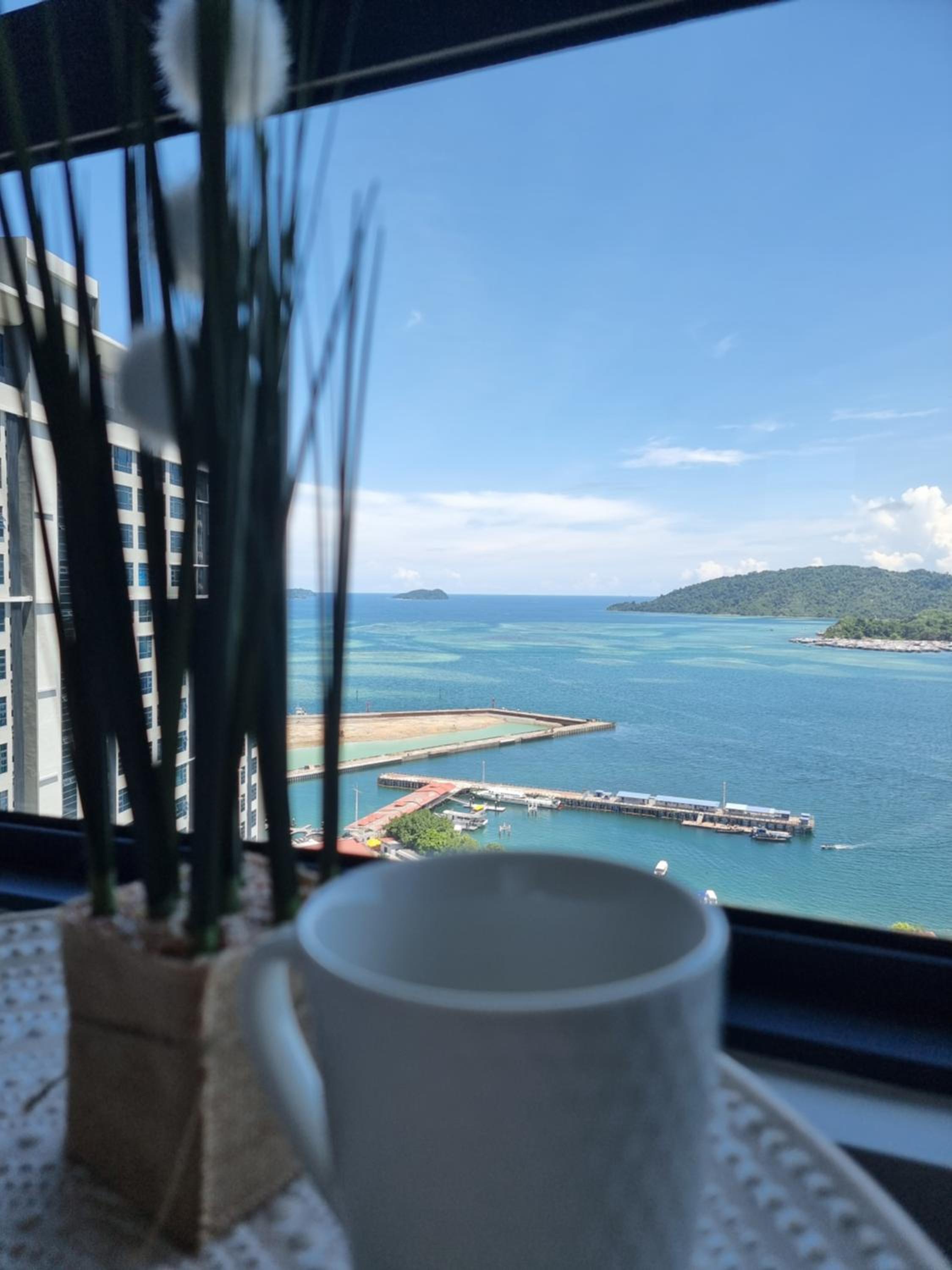 Apartment With Sea View - Photo 1