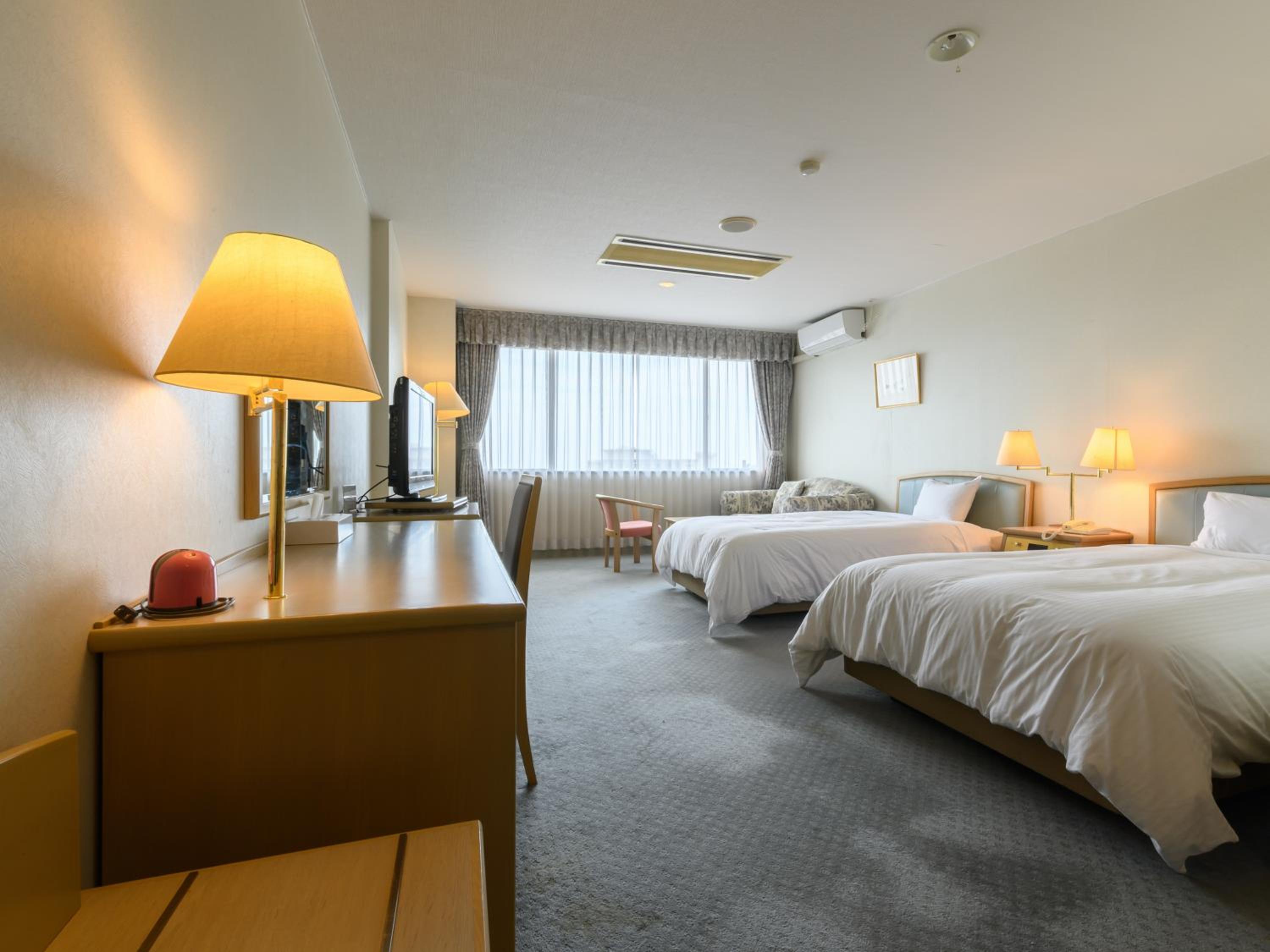 Twin Room - Photo 1