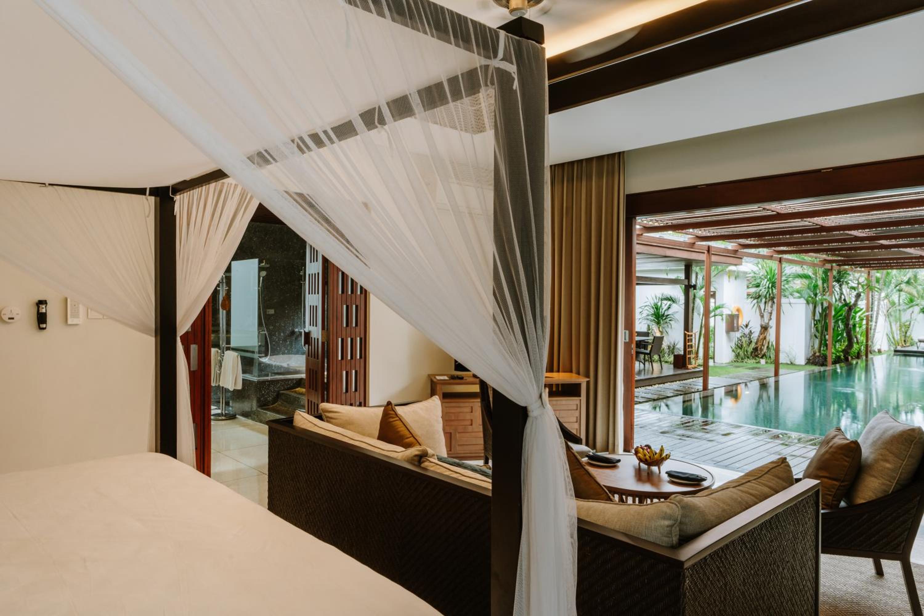 Three-Bedroom Royal Courtyard Villa (Courtyard Villa - Independent Building across the street)
