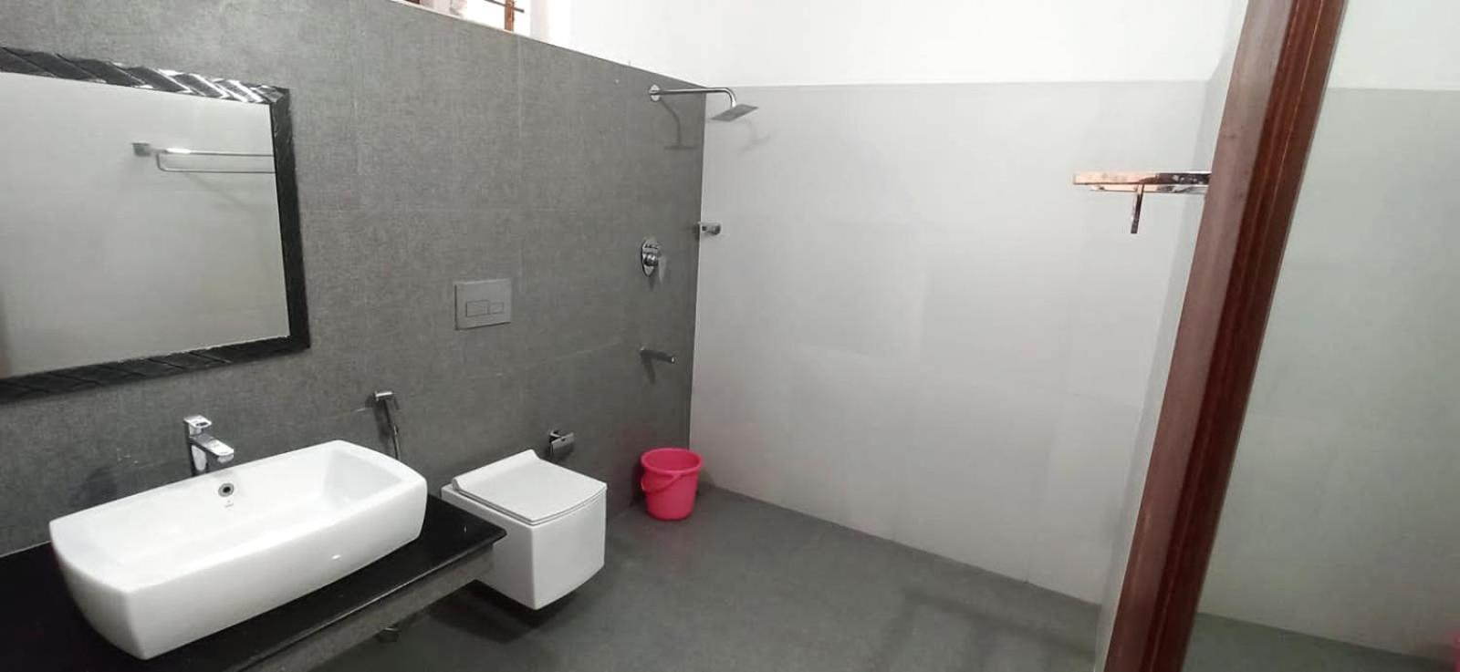 Deluxe Double or Twin Room with Balcony - Photo 3