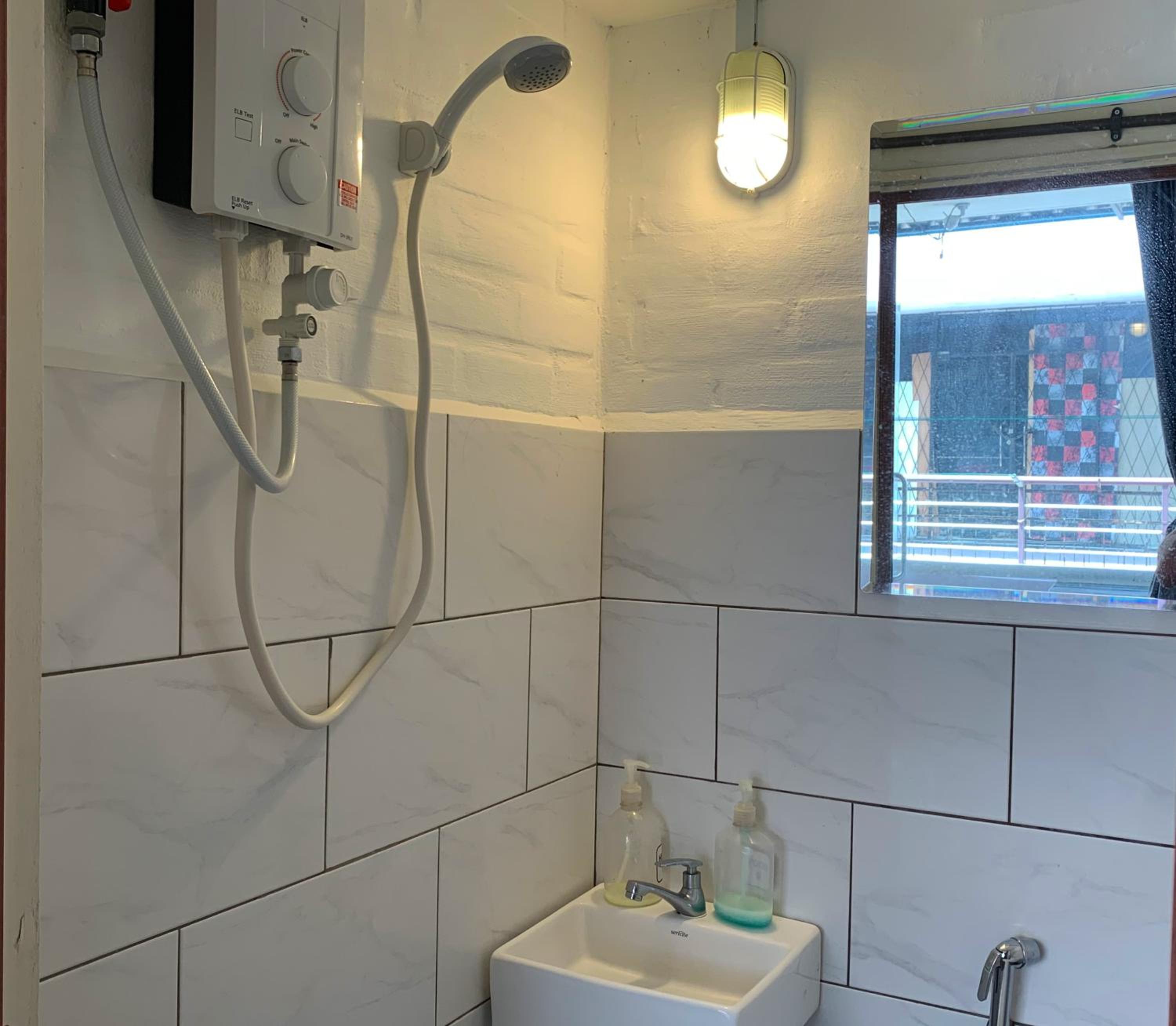Standard Double Room - Photo 5