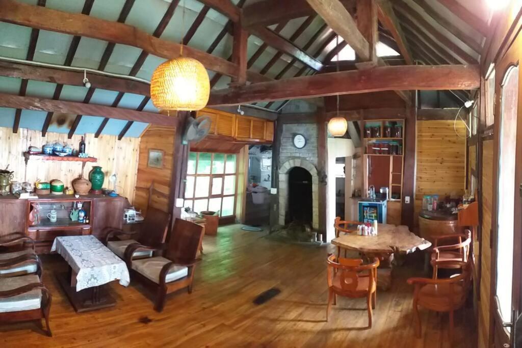 Three-Bedroom Chalet photo 2