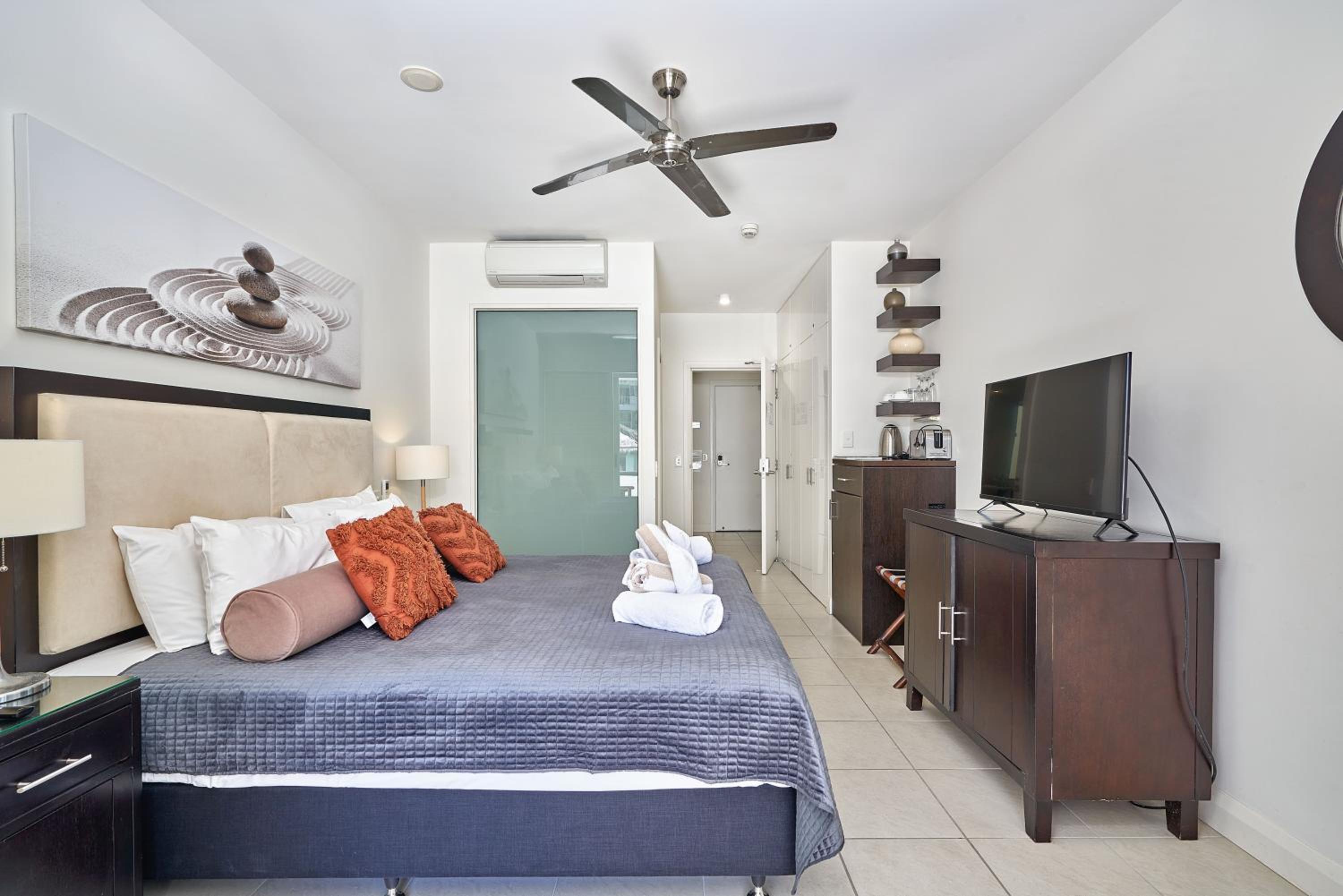 Studio Apartment - #3113