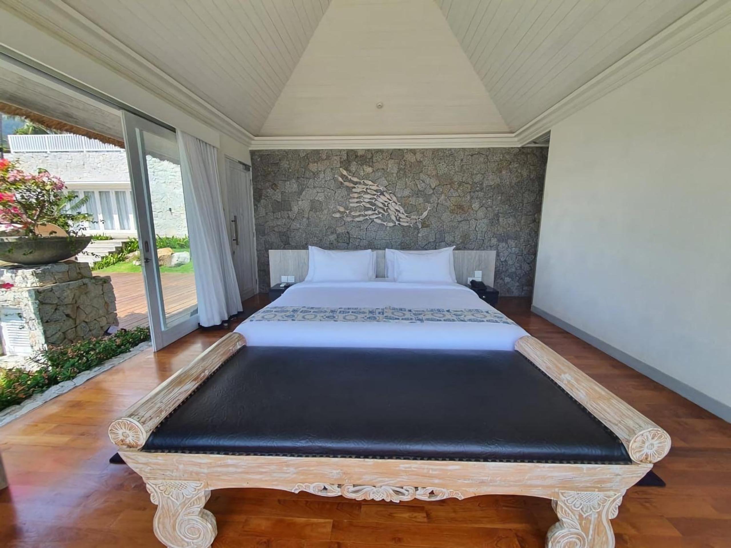 Executive Villa - Photo 2
