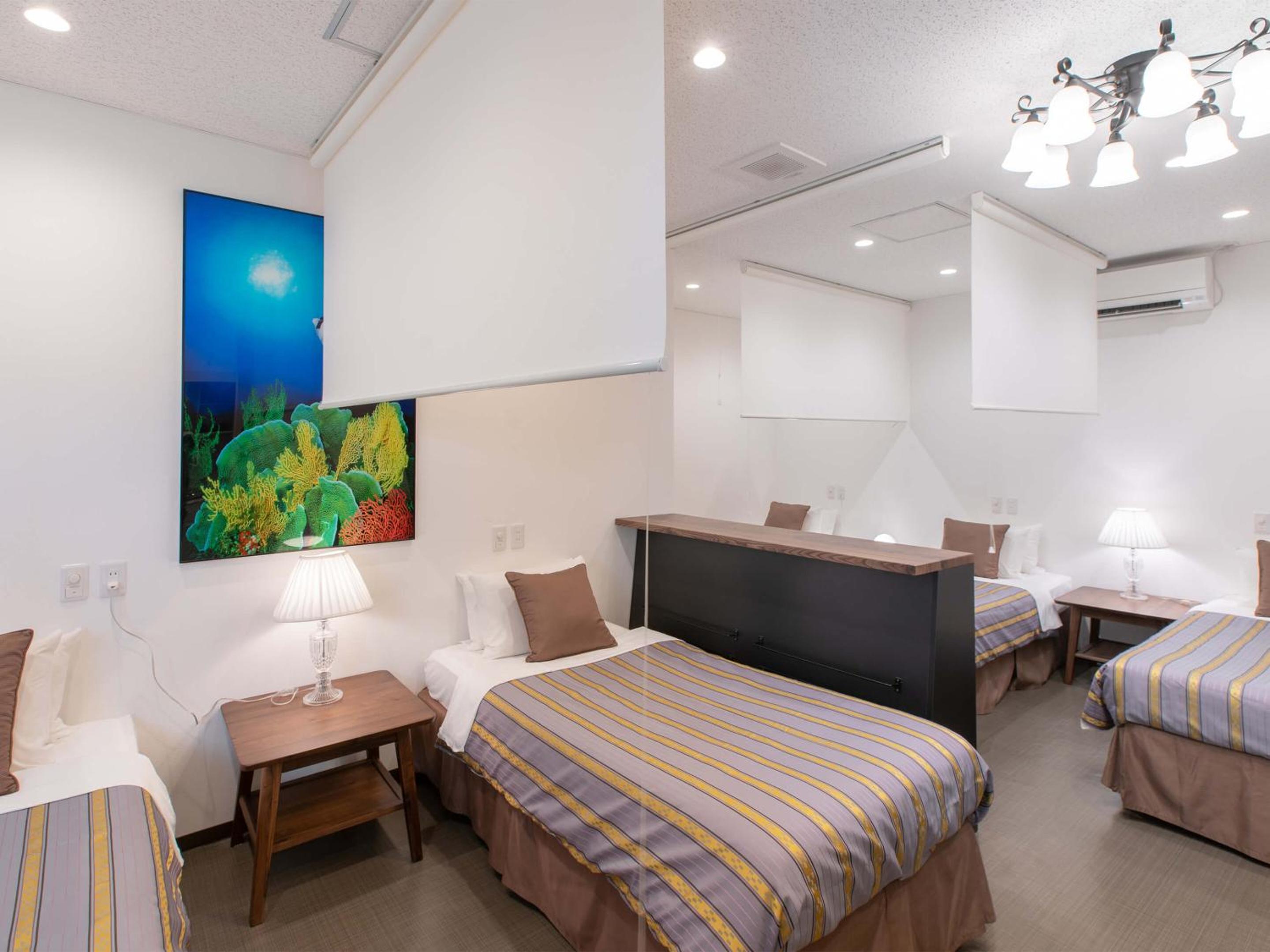 Standard Family Room thumbnail 6
