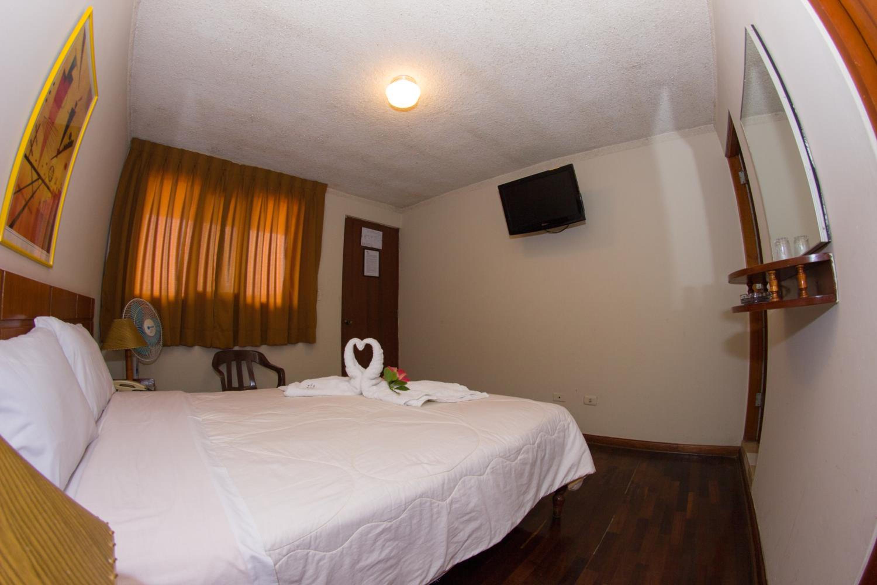 Deluxe Queen Room photo 3