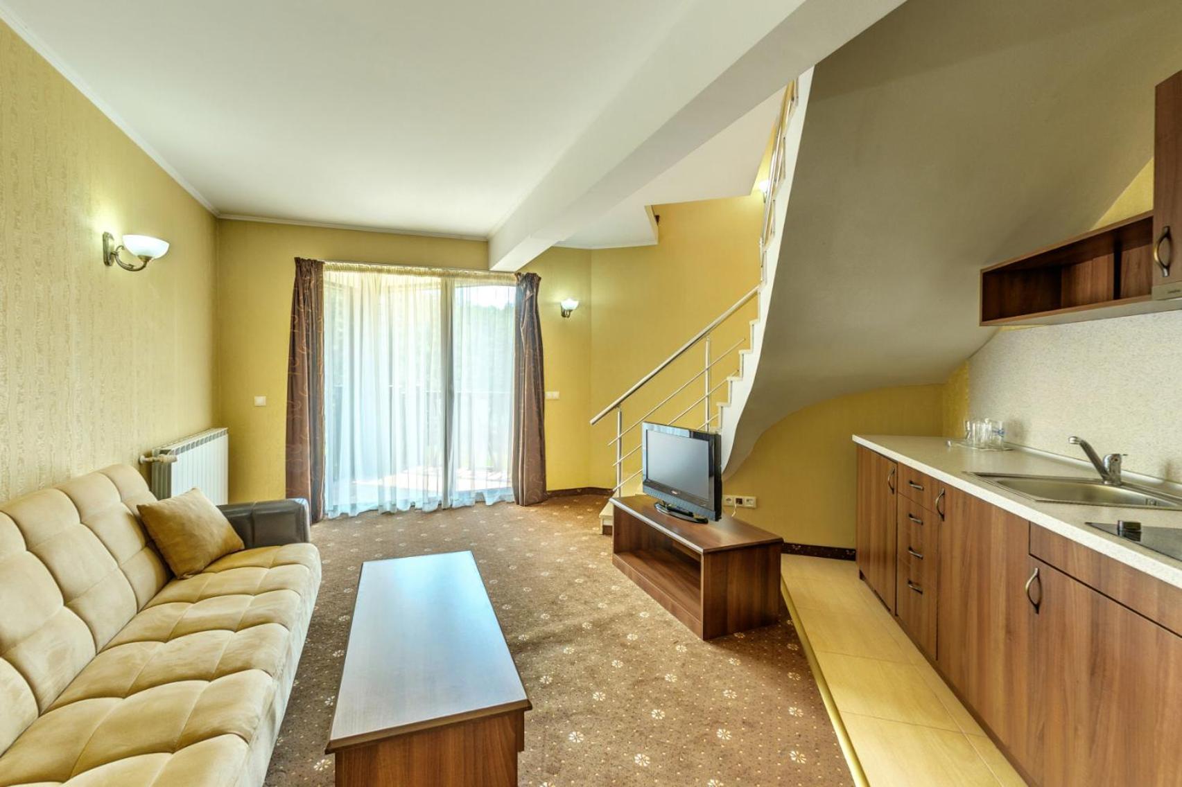 Maisonette photo 1
