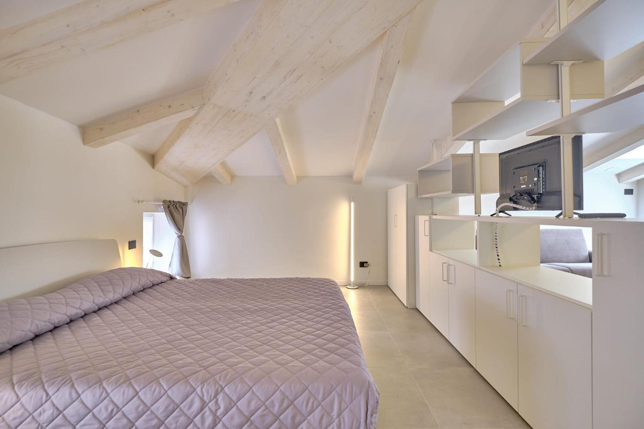 Studio Apartment photo 2