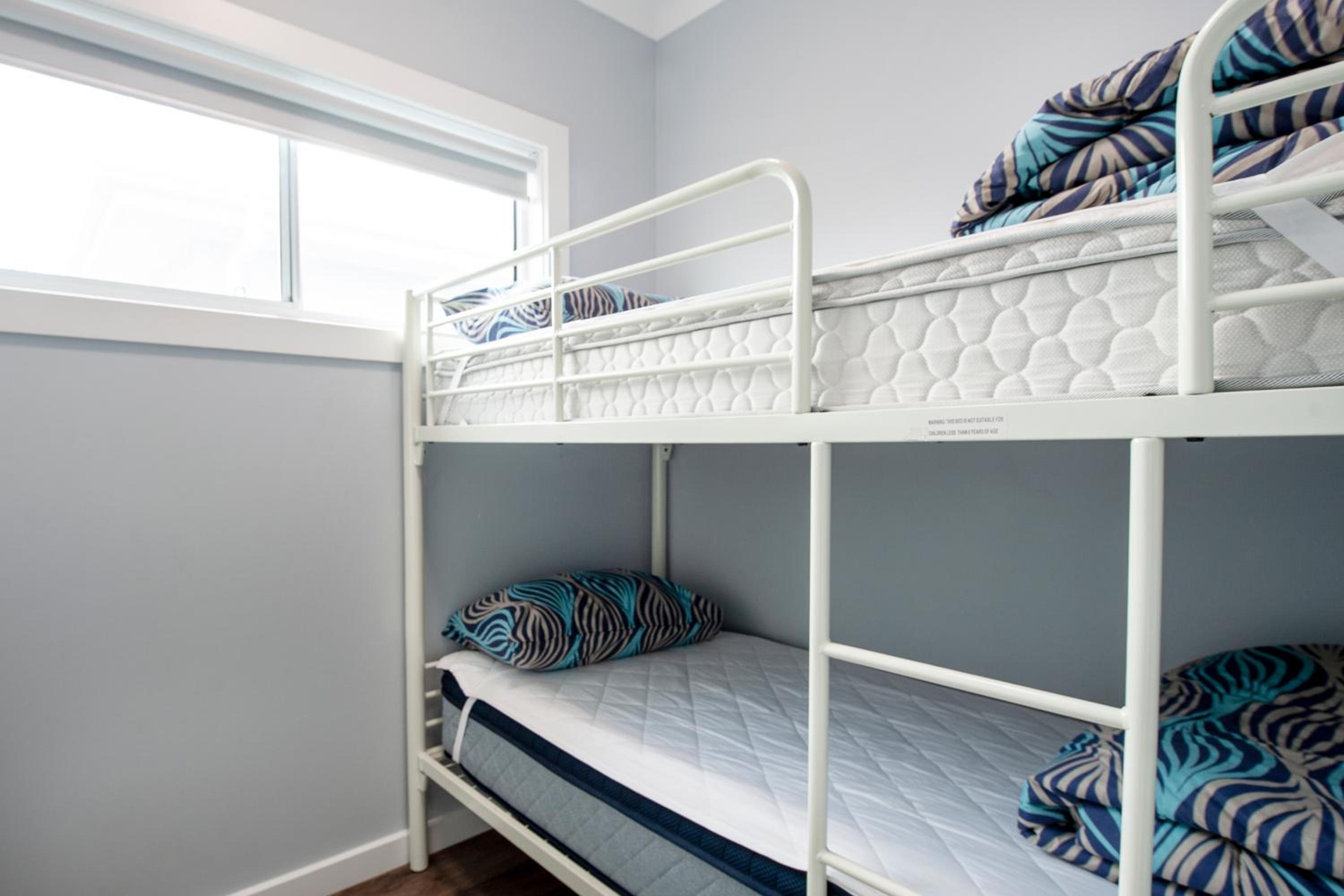 Family Suite with Balcony - Photo 3