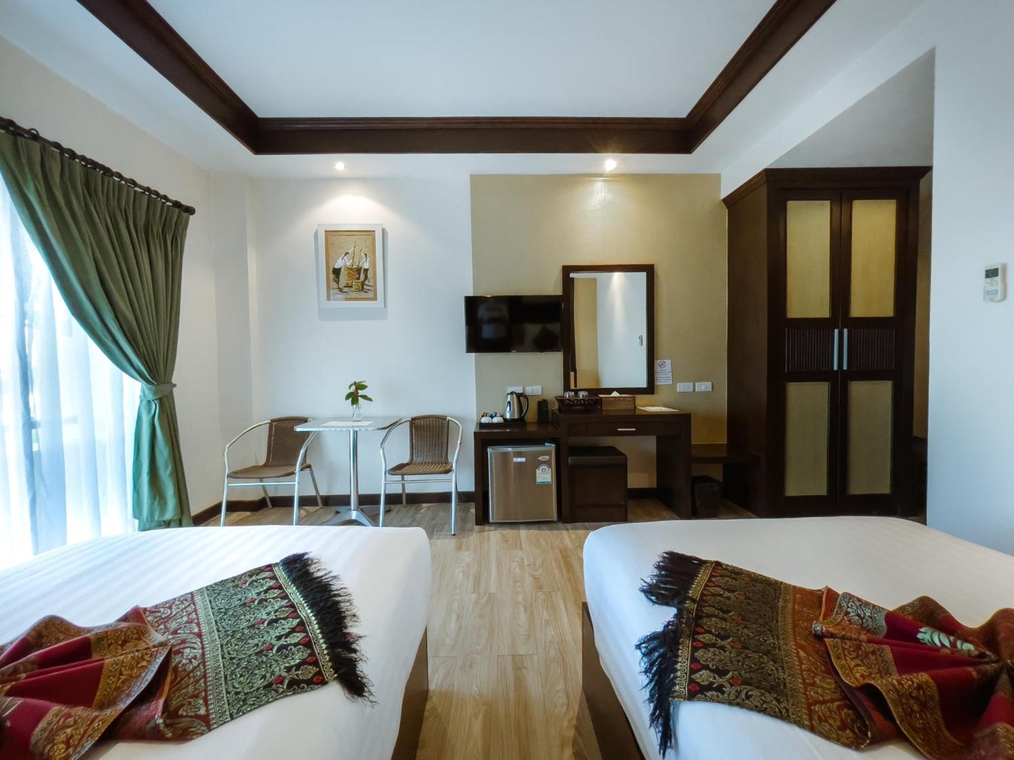 Deluxe Twin Room photo 2