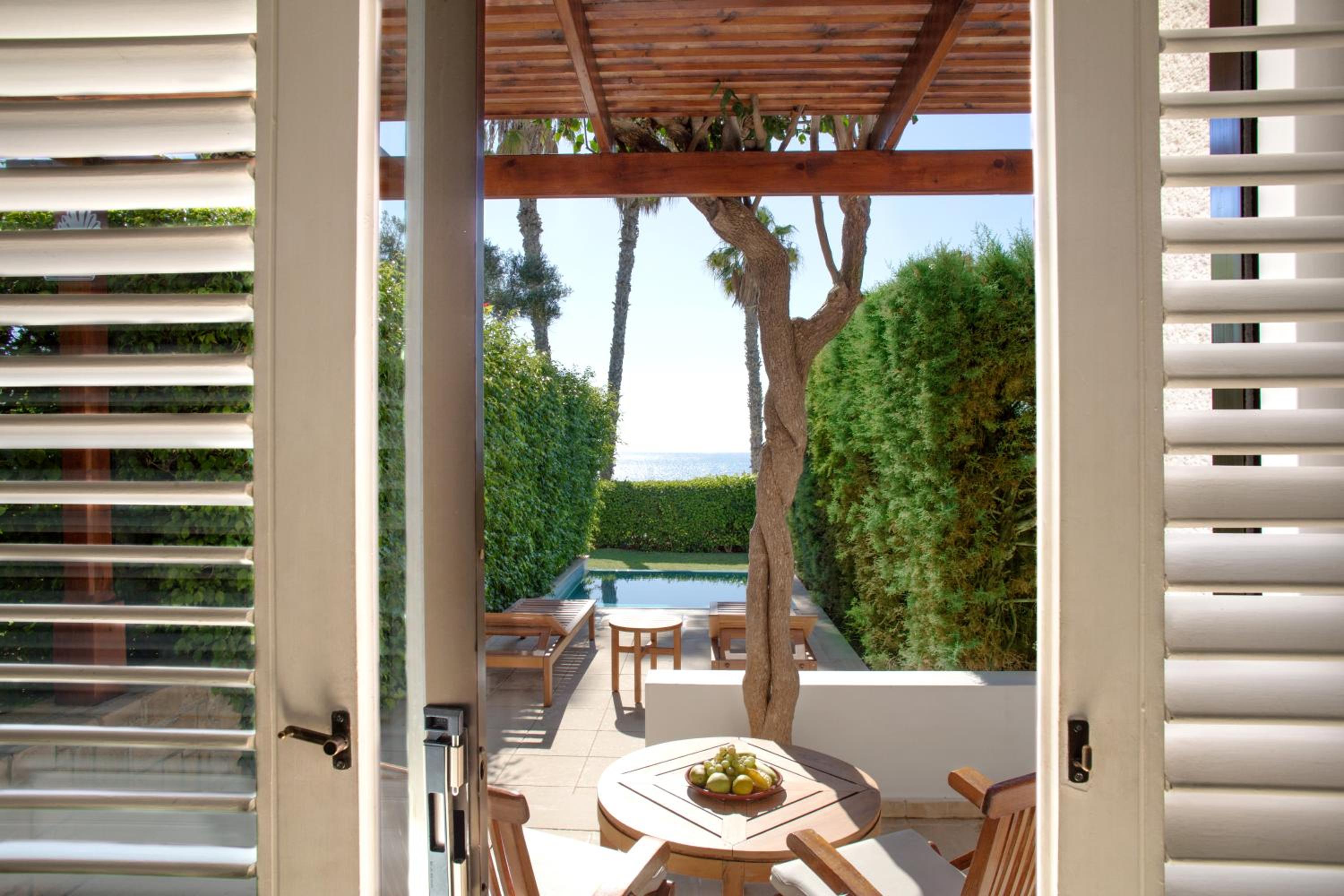 Balcony & Terrace