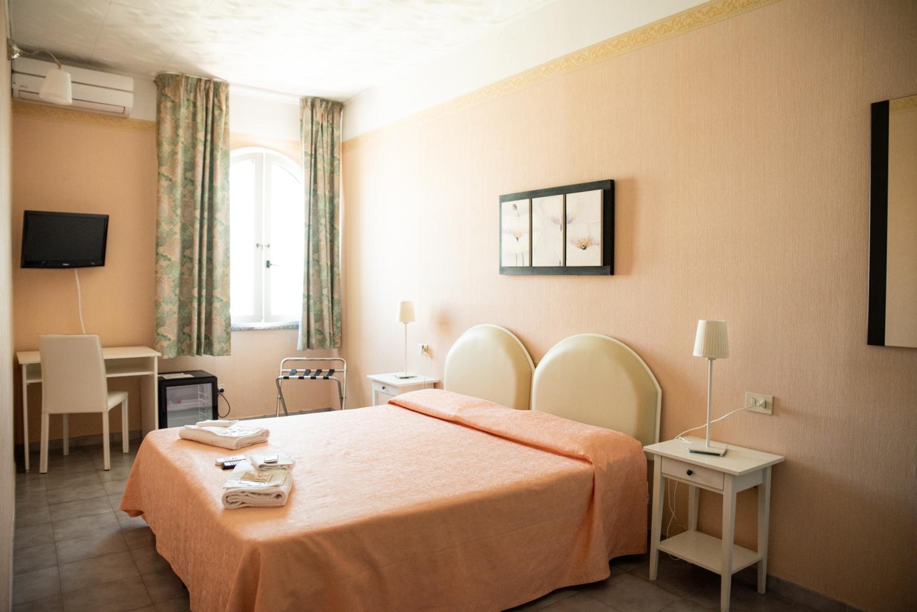Quadruple Room photo 2
