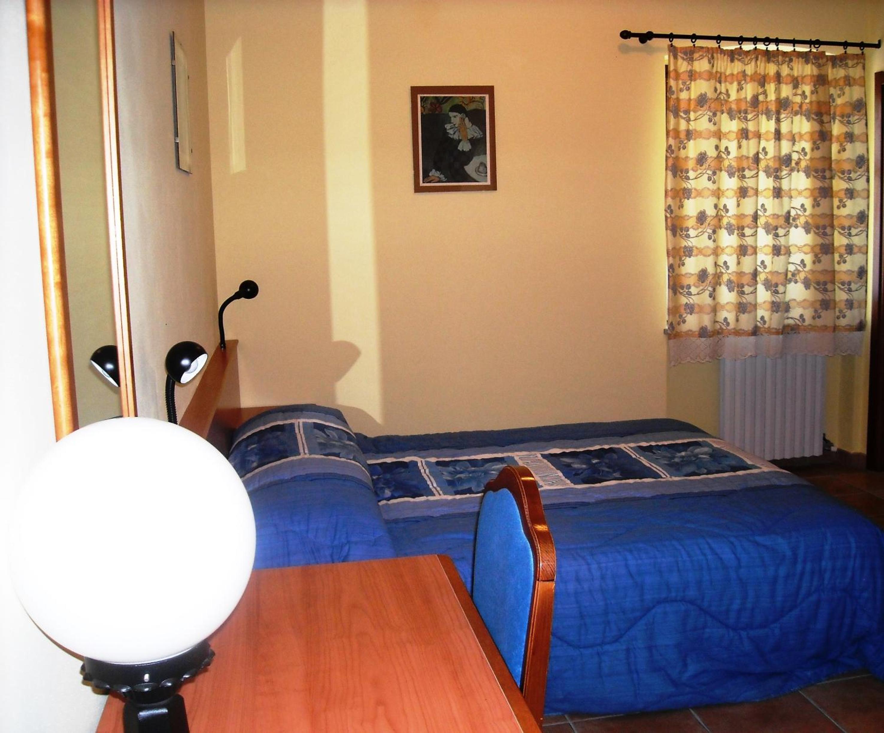 Double Room with Private Bathroom photo 3