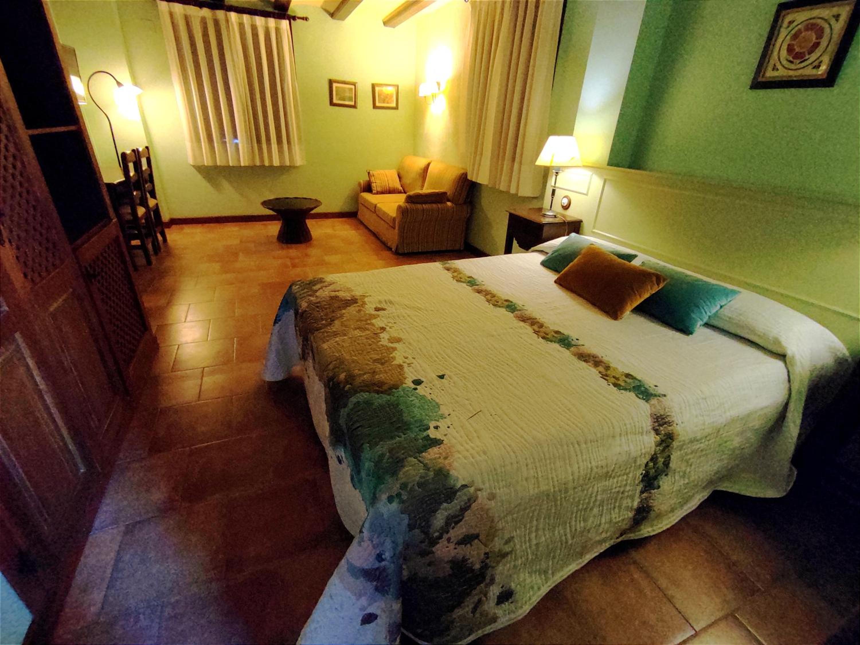 Superior Double Room - Photo 2