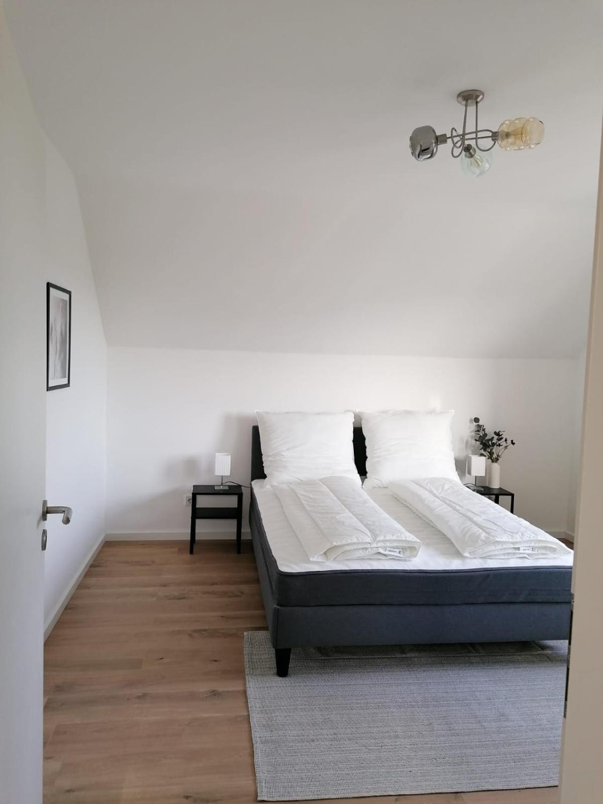 Apartment with Balcony photo 1