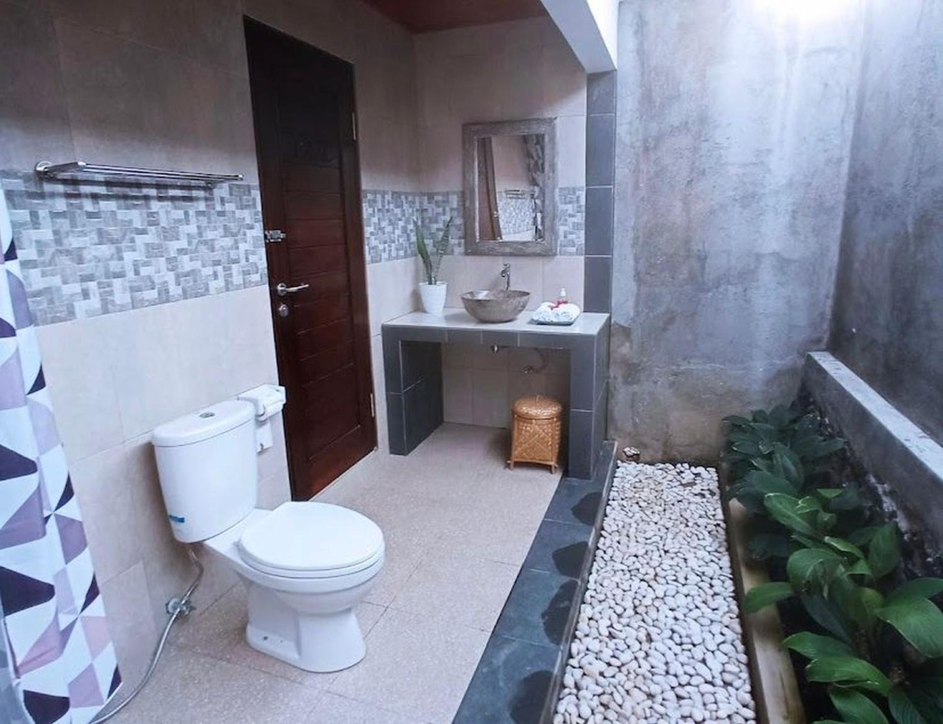 Deluxe Double Room with Bath photo 2