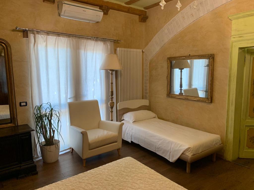 Deluxe Family Suite photo 1