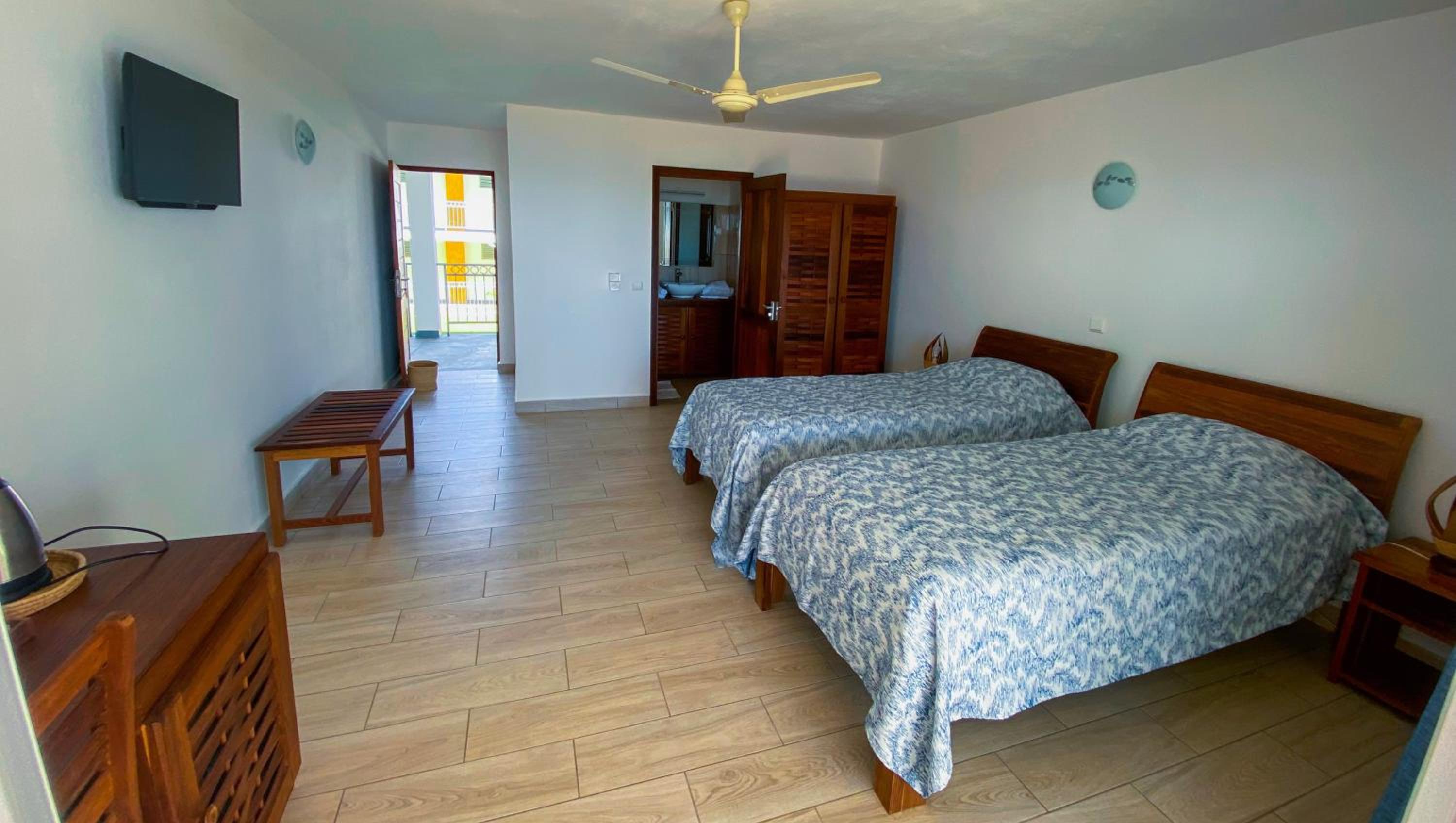 Twin Room with Sea View photo 2