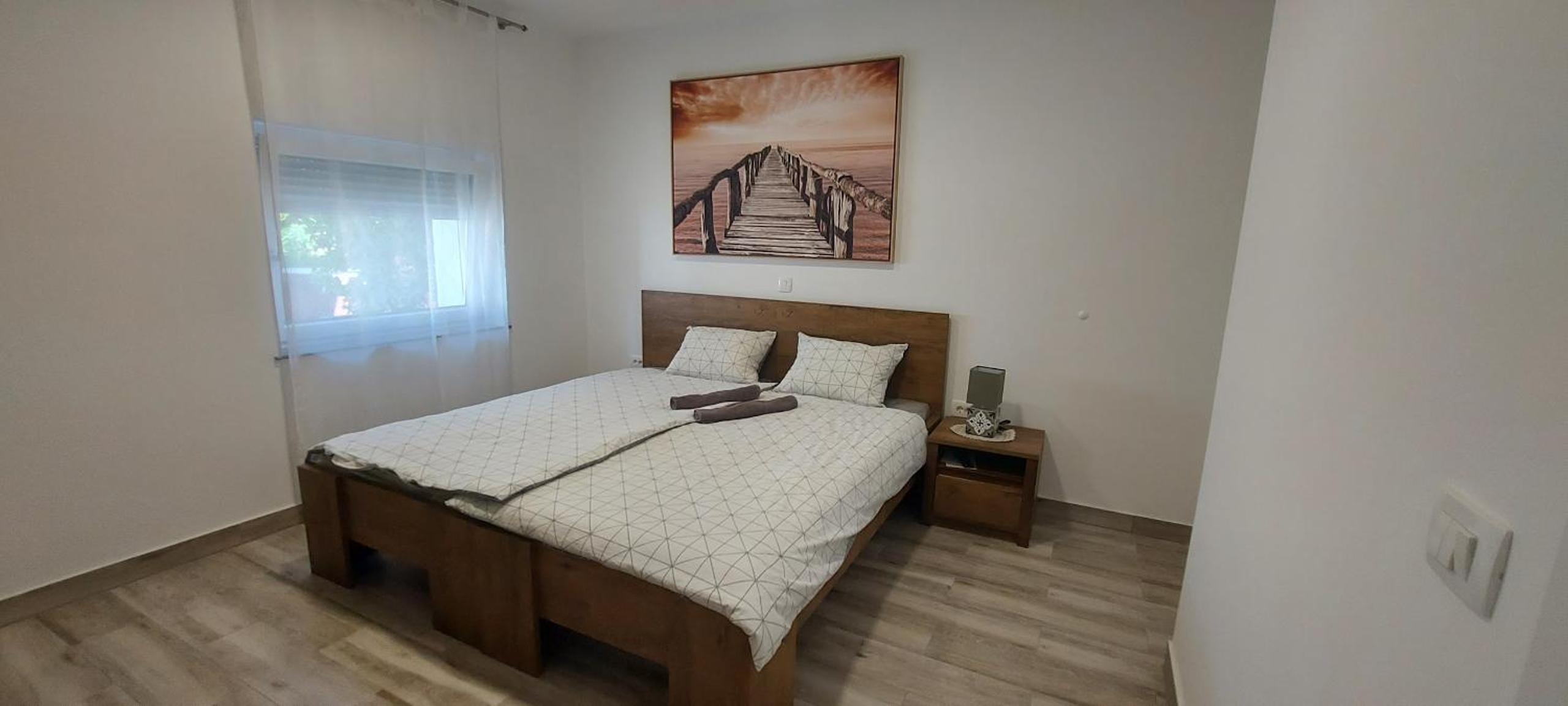 Double Room - Photo 8