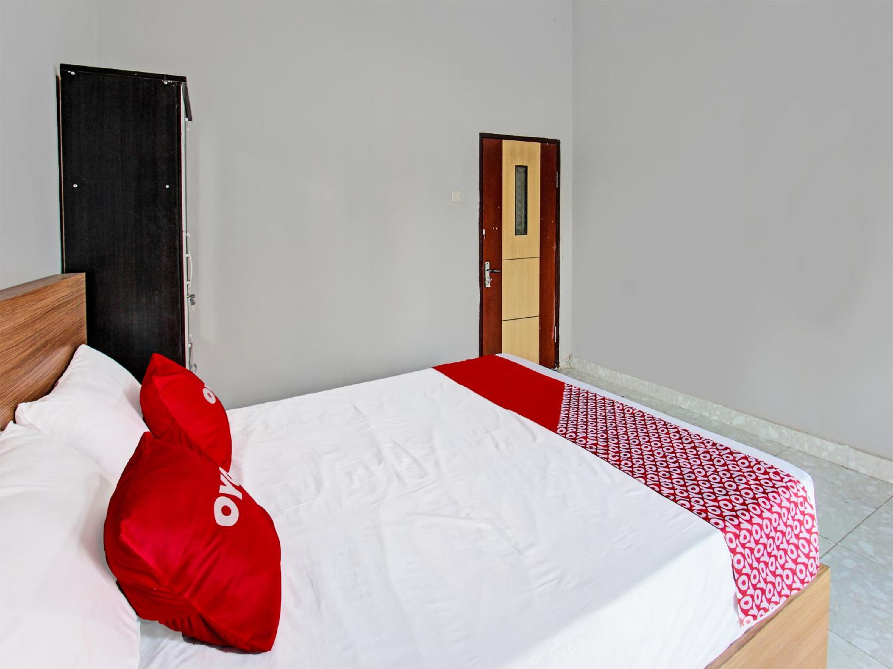 Standard Double Room photo 3