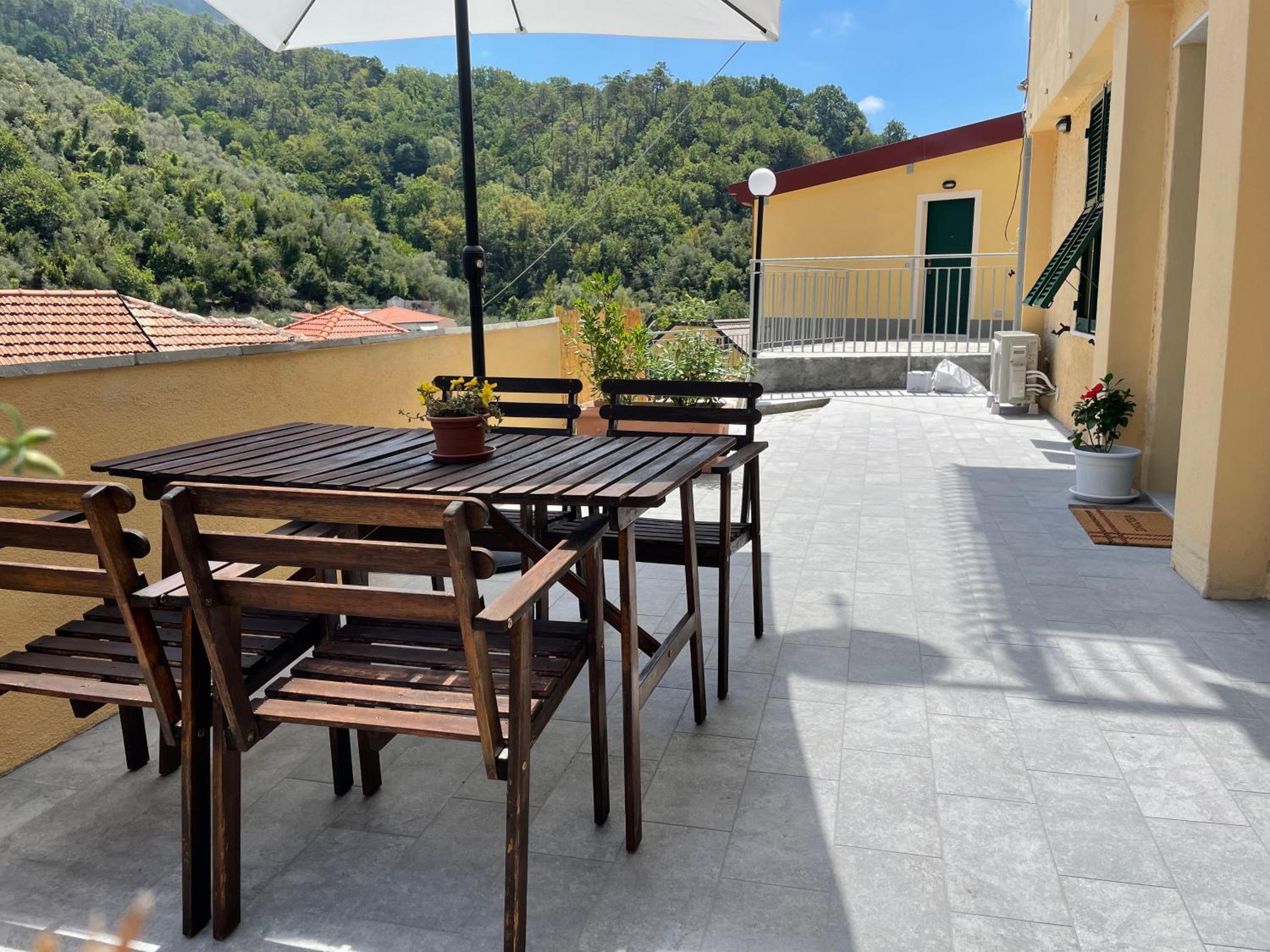 Apartment with Terrace photo 2